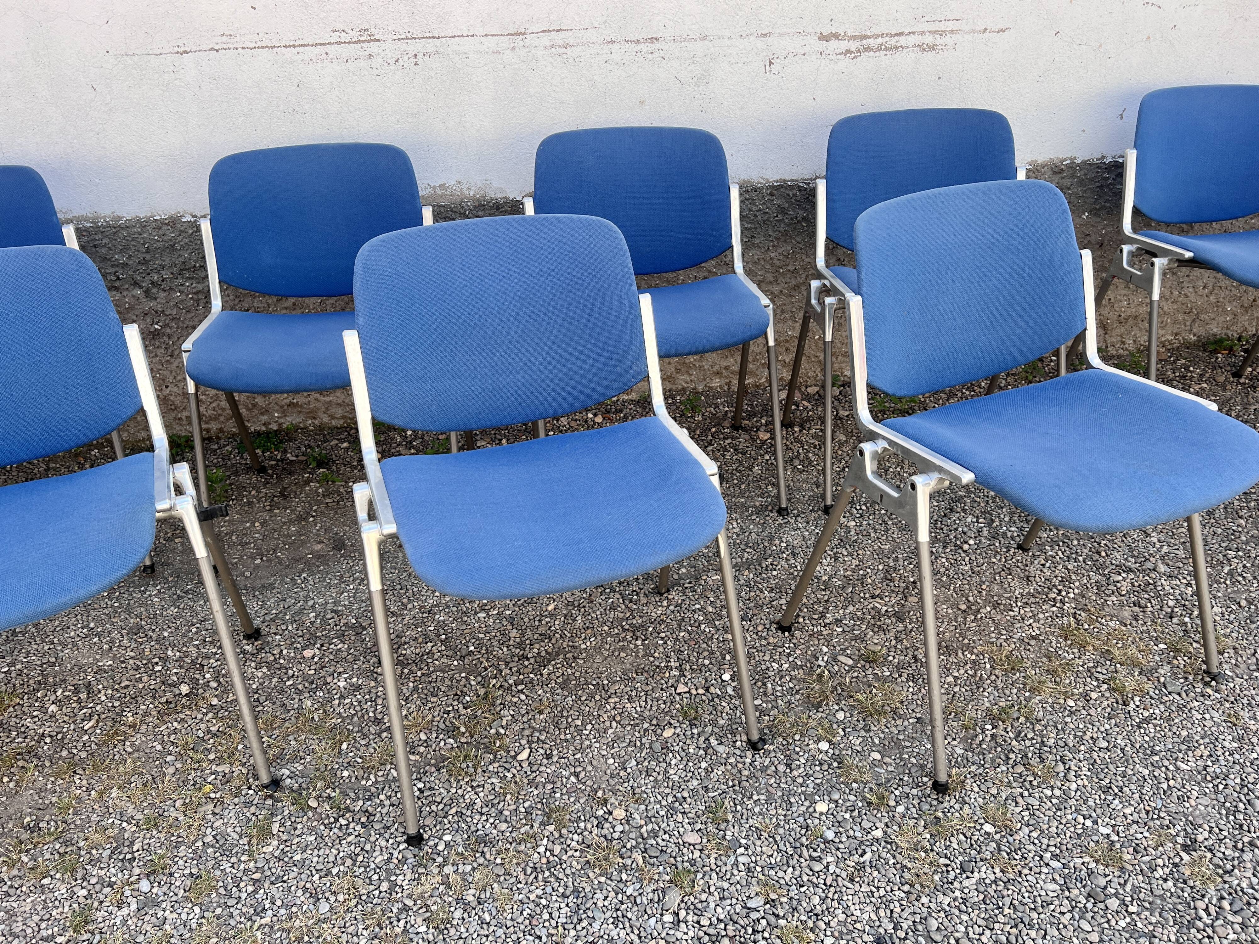 Série de 40 chaises de G. Piretti pour Castelli Anonima Castelli, Italie, années 1970