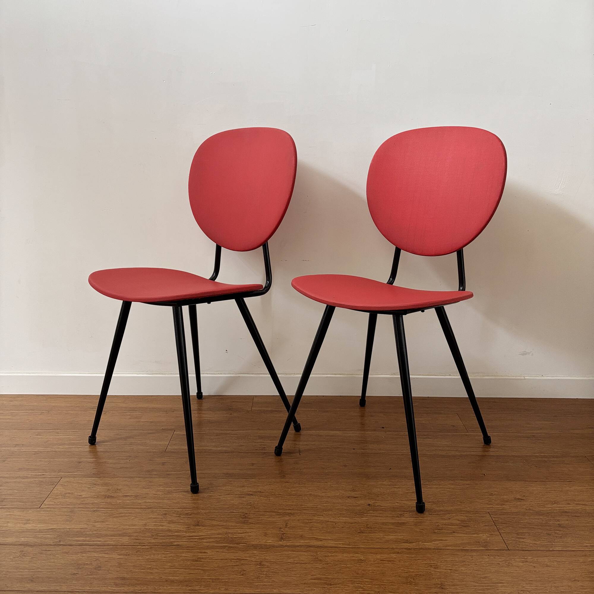 Pair of vintage chairs from the 50s/60s.