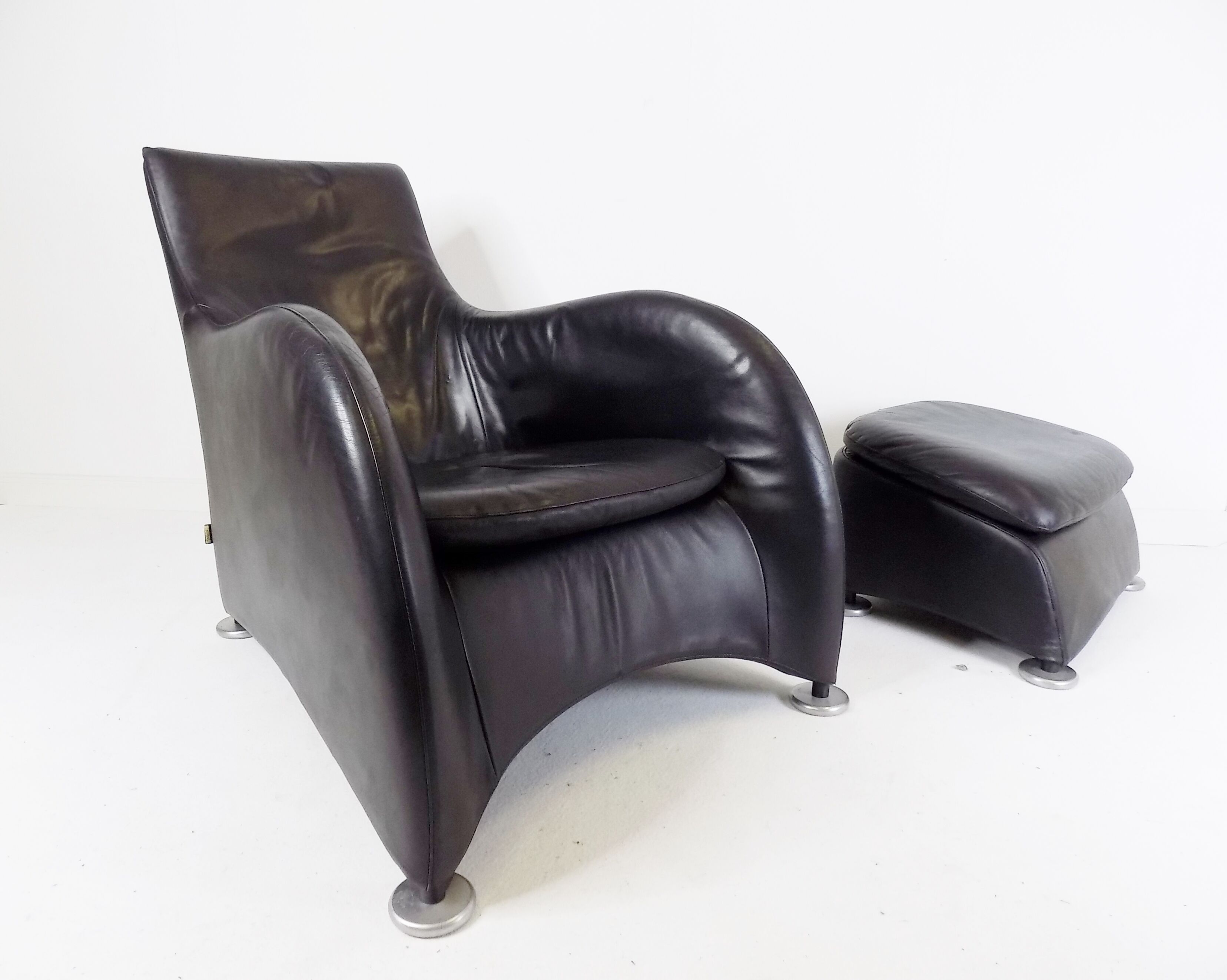 Montis Loge leather armchair with ottoman by Gerard van den Berg