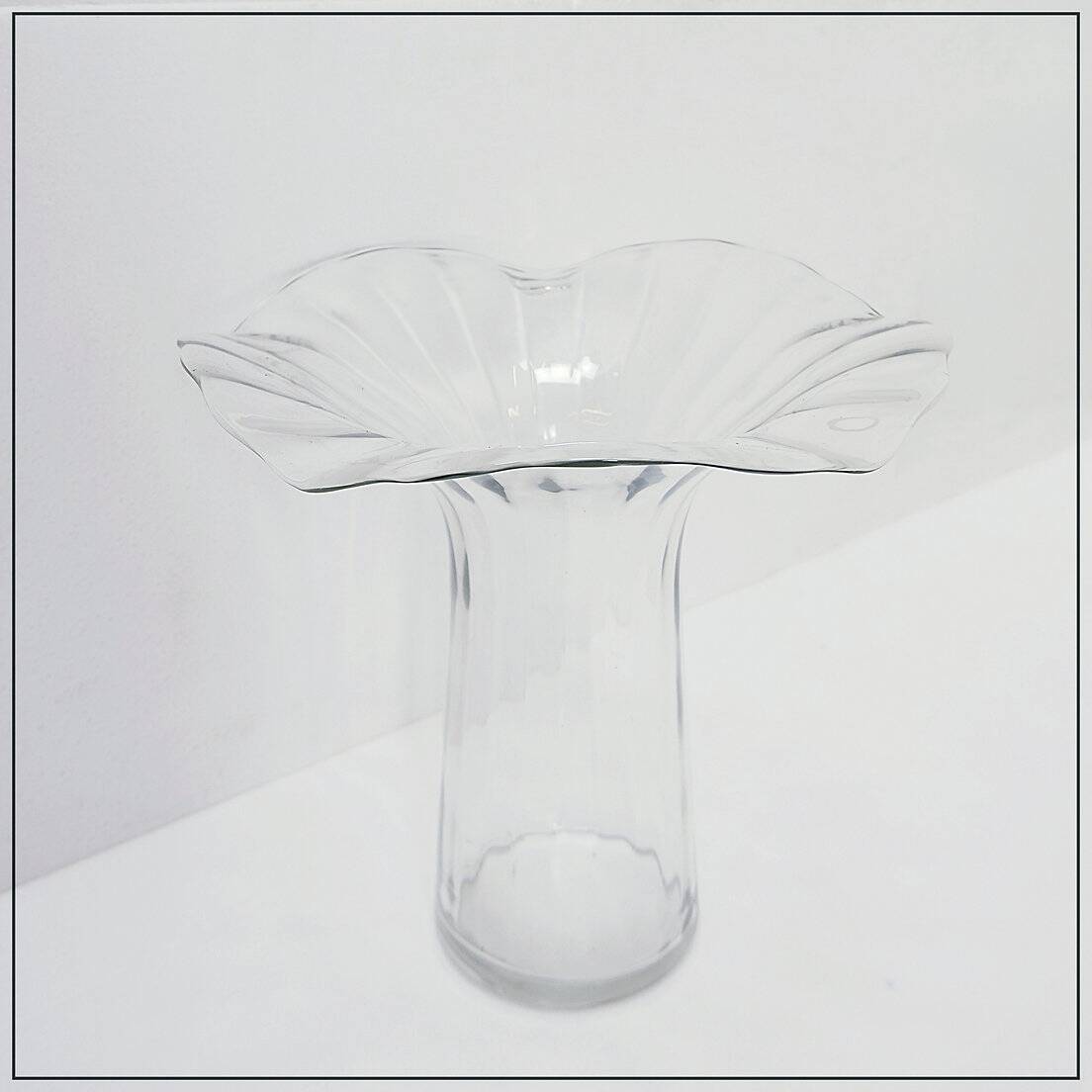 Transparent glass vase attributed to Peill & Putzler - Circa 1970