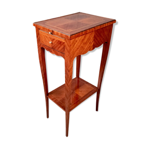 table volante marquetée