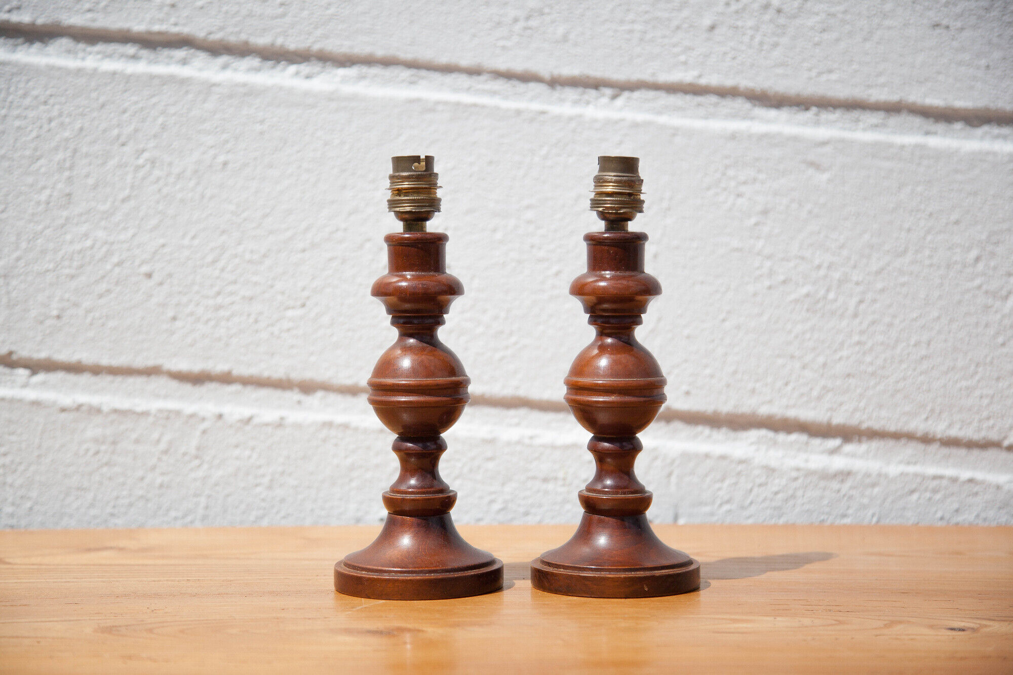 Pair of wood lamp, vintage turned wood lamp foot