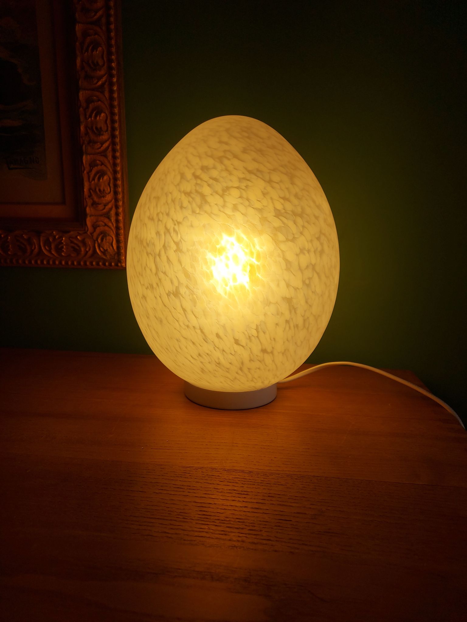 Glass egg lamp
