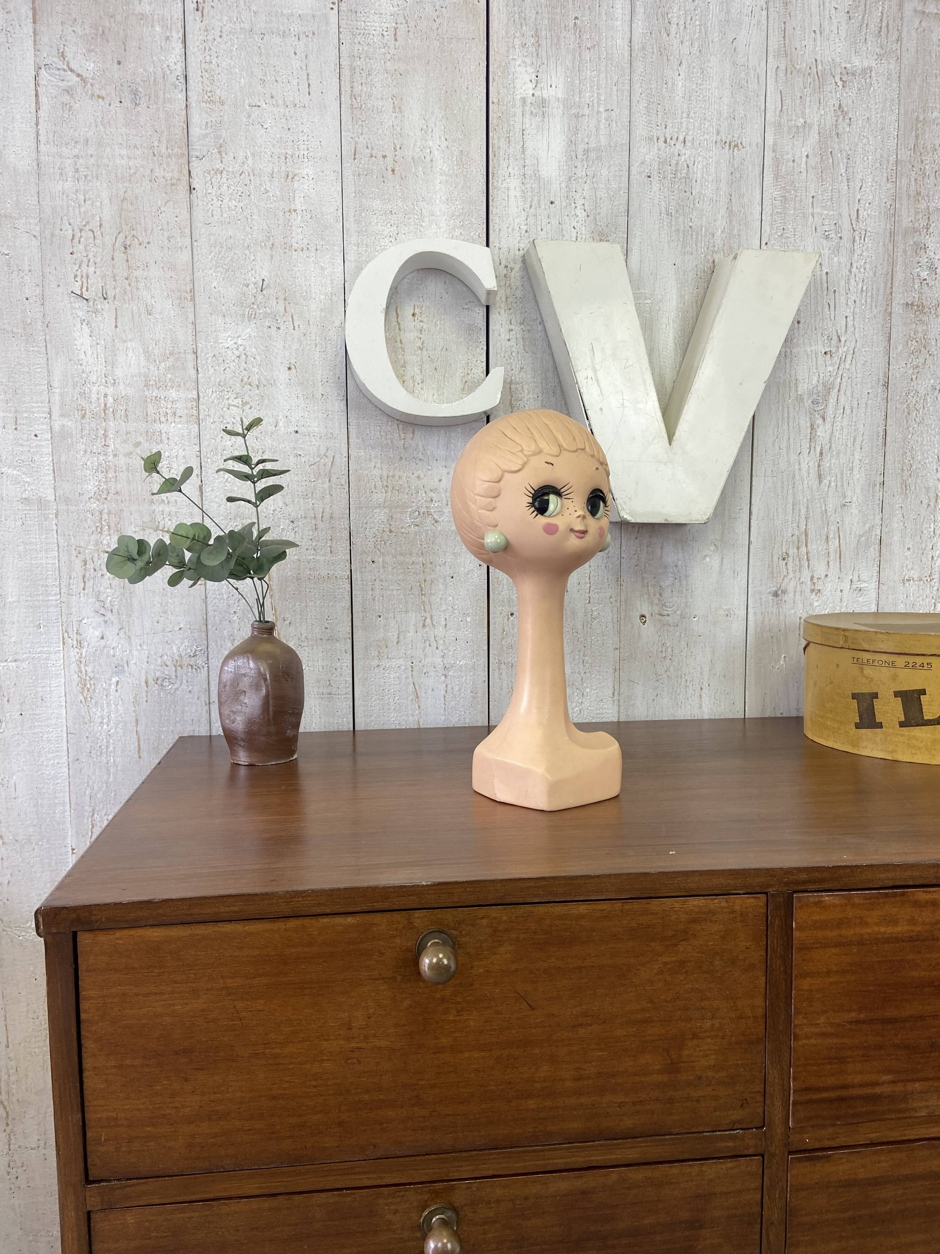 Meuble de mercerie vintage