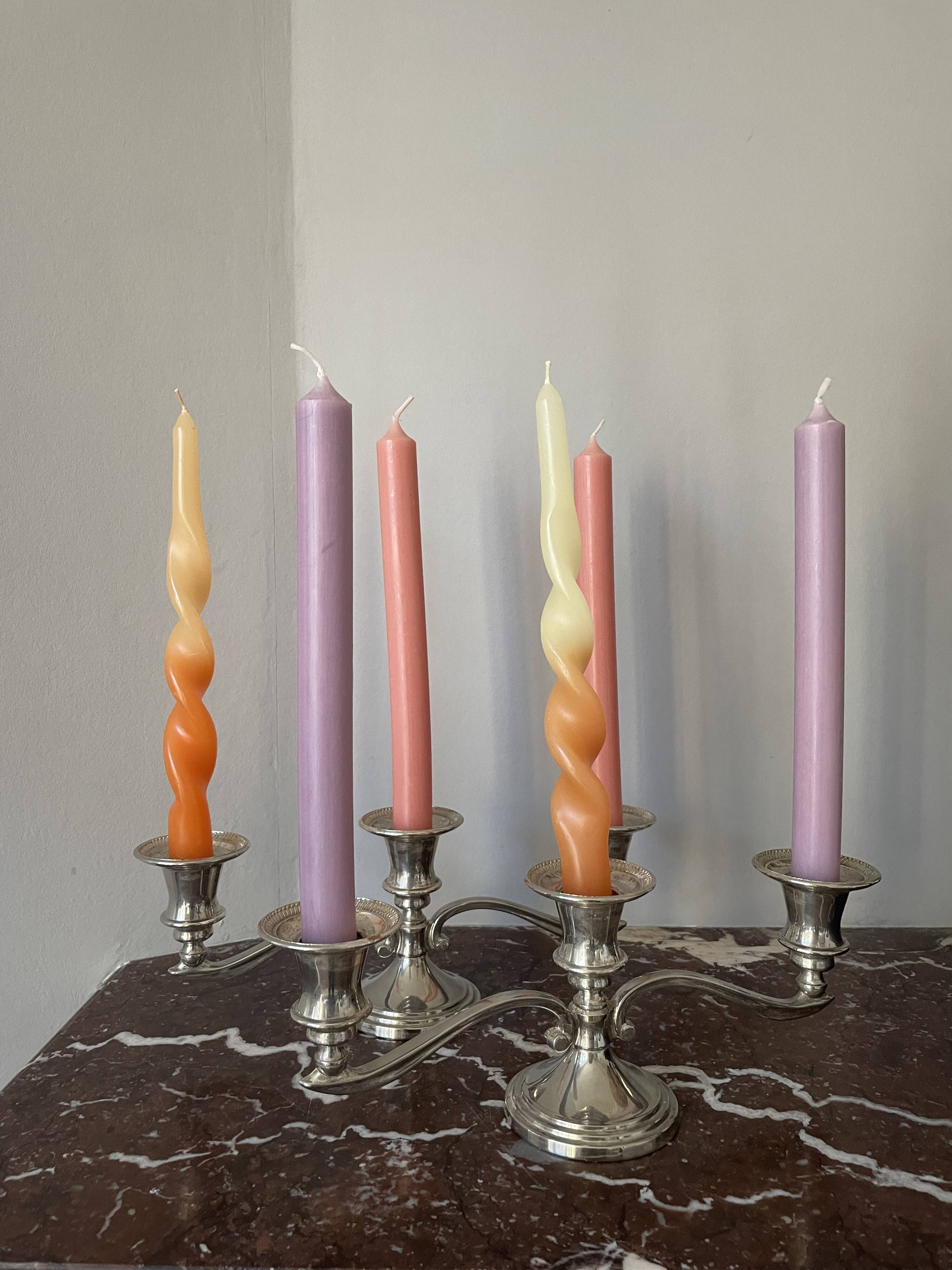 PAIRE DE CHANDELIERS