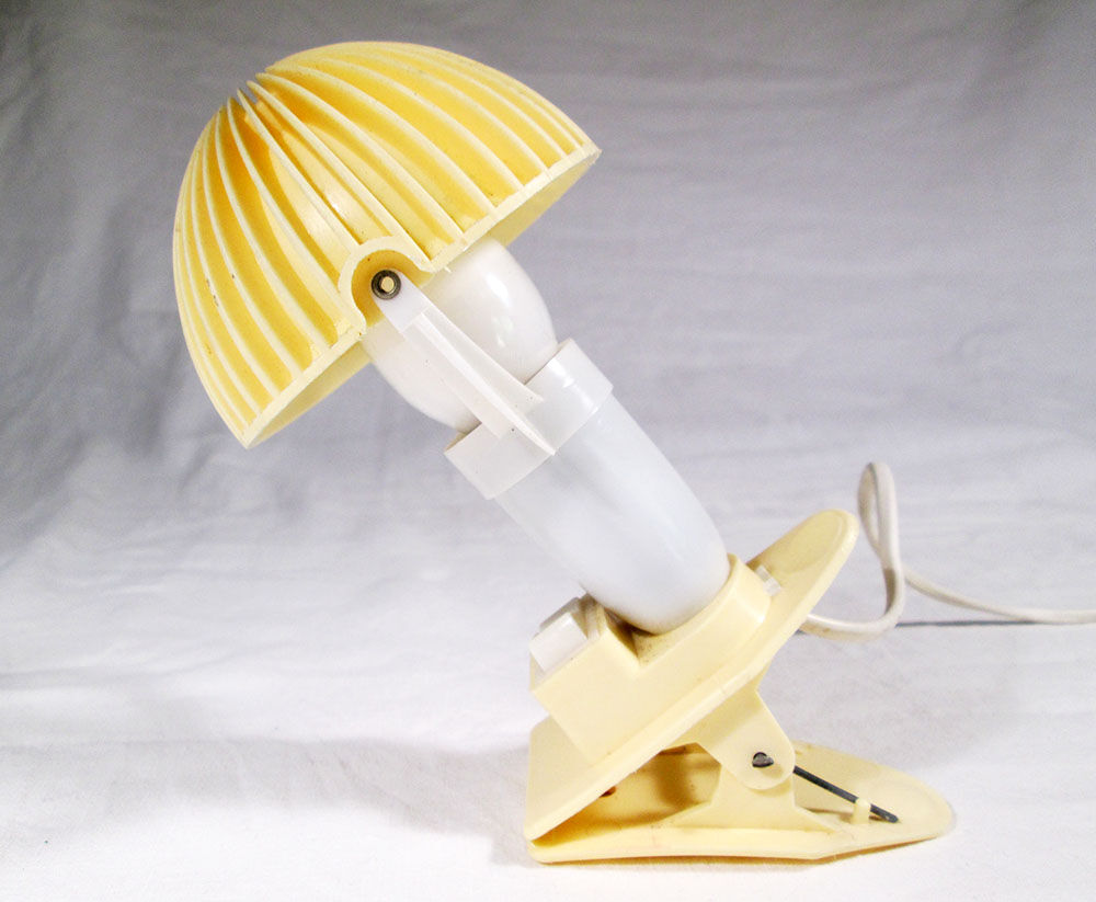 Mushroom lamp with clip