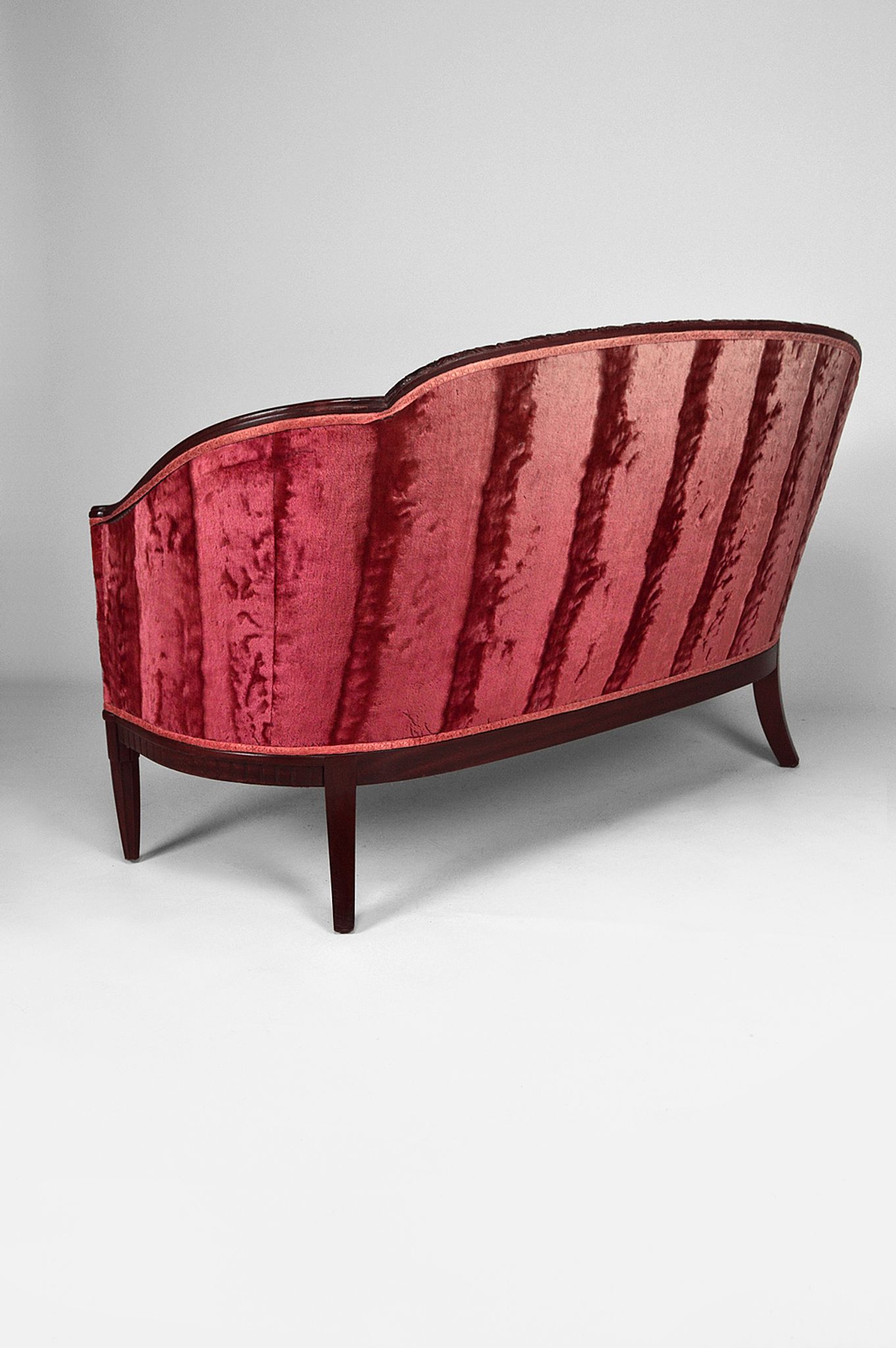 Art Deco Salon by Paul Follot in pink velvet, circa 1920