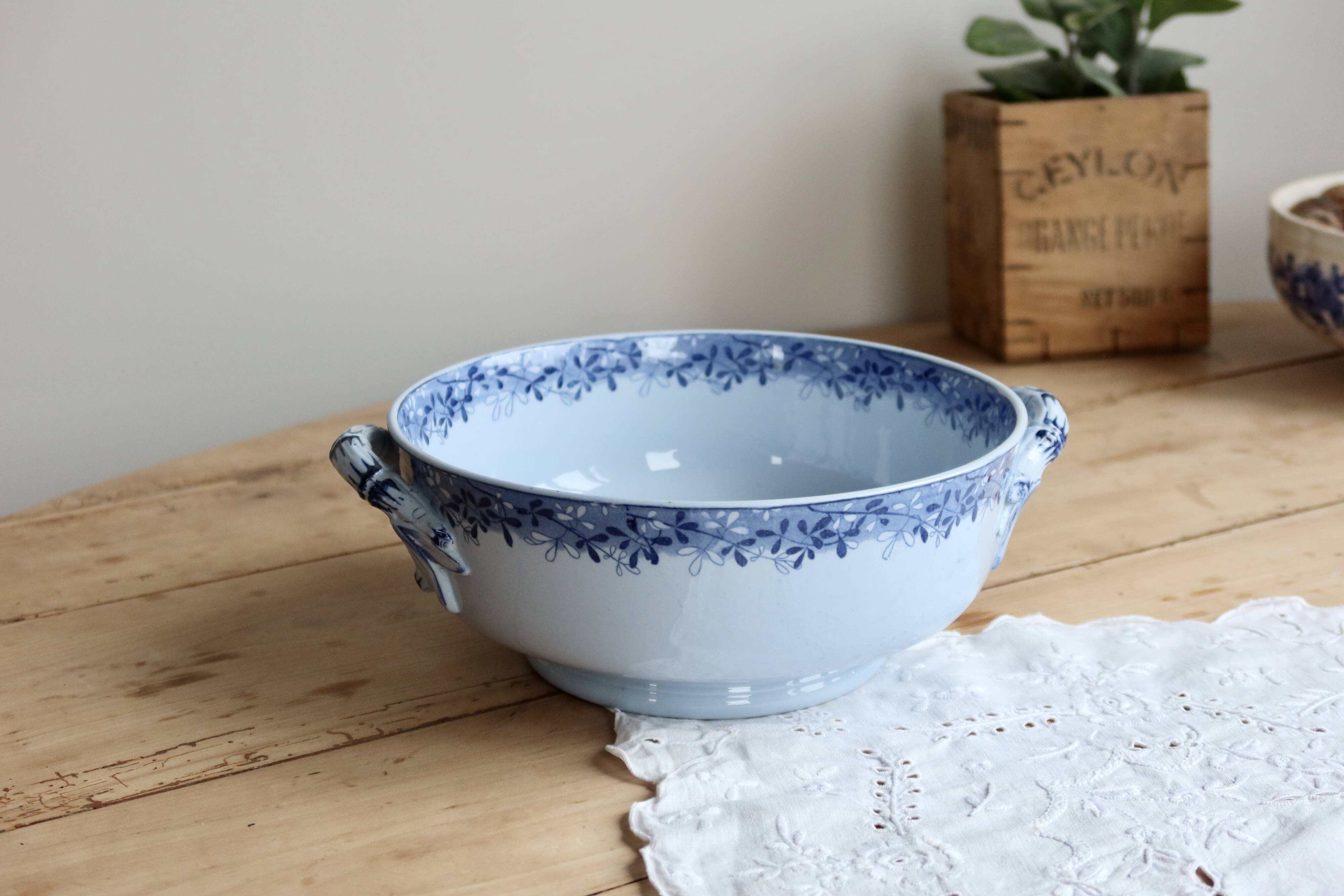 Antique earthenware salad bowl Sarreguemines U&C model Mimosa blue