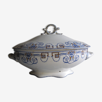 Soupière ancienne en faïence de Sarreguemines décor Navarre U&C 1900