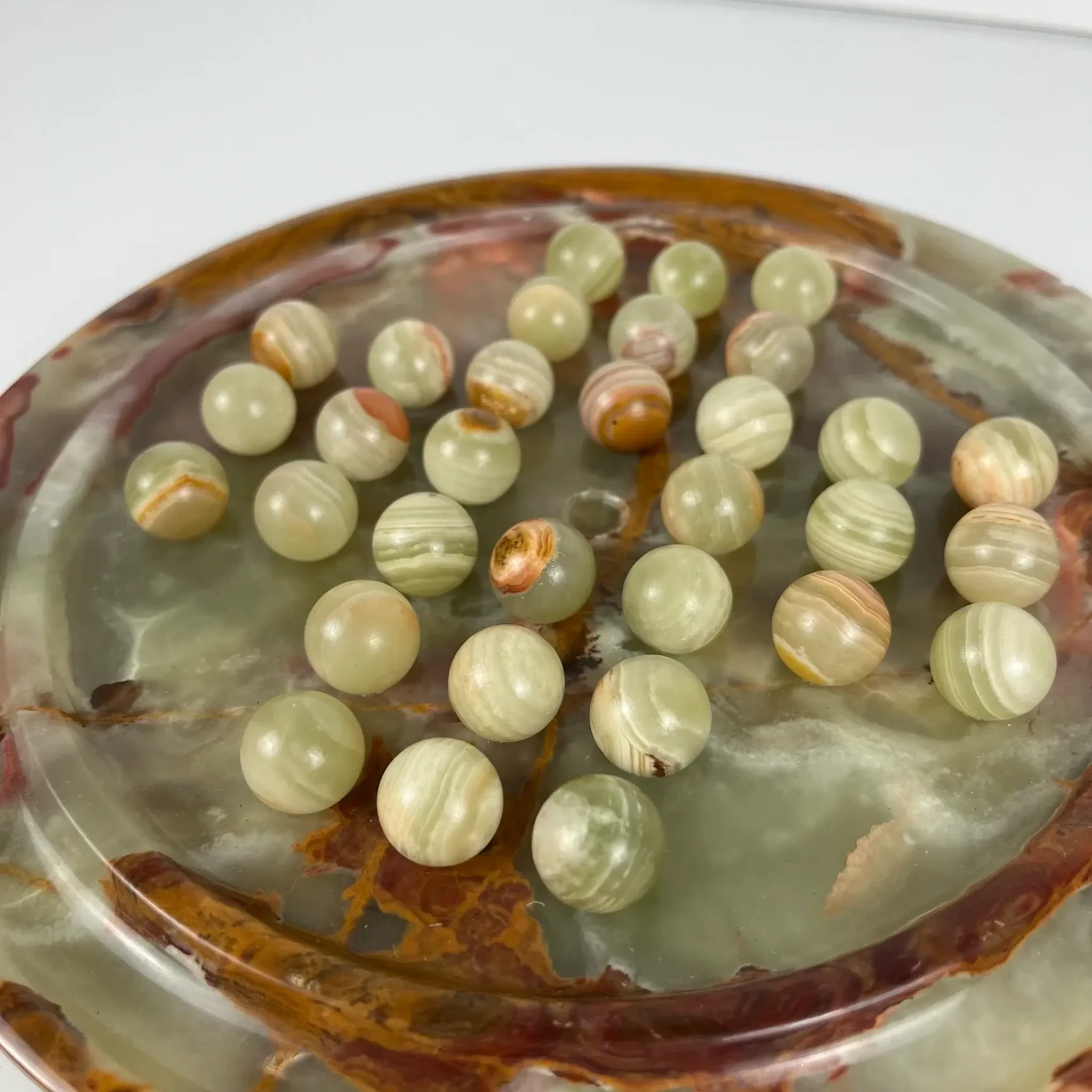 Vintage marble onyx solitaire game