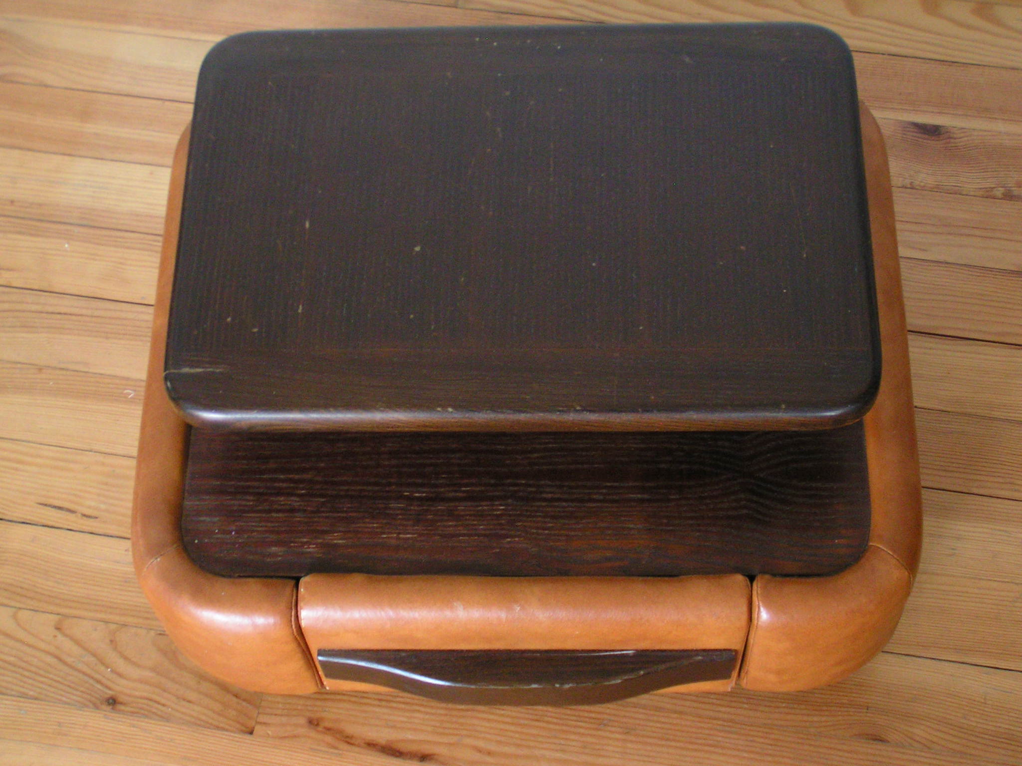 70s bedside