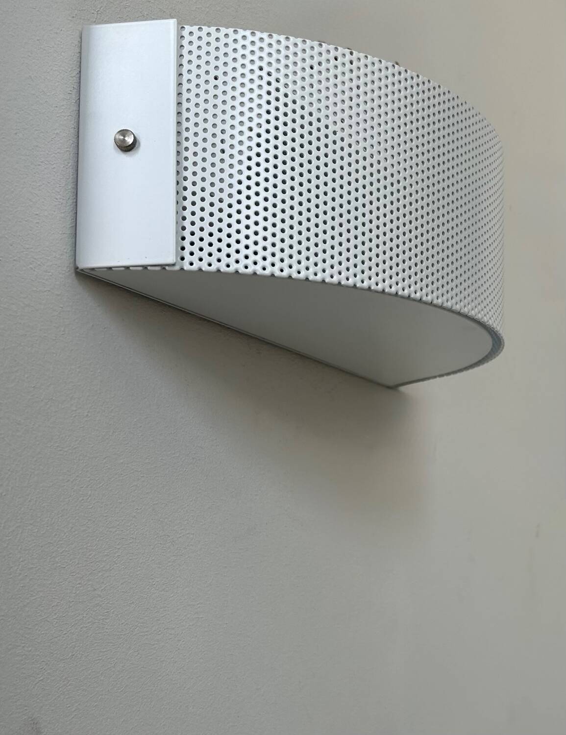 Vintage wall light, white lacquered metal, France 1980