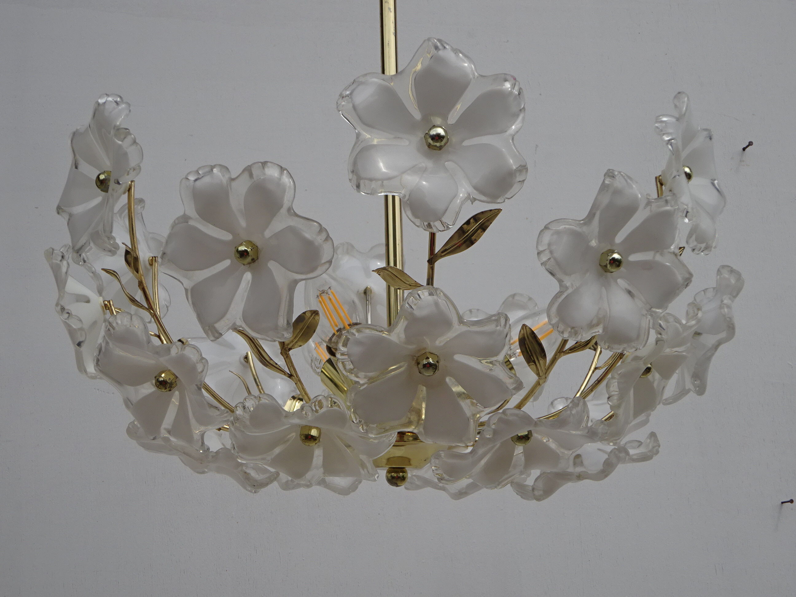 Vintage chandelier, 24 flowers