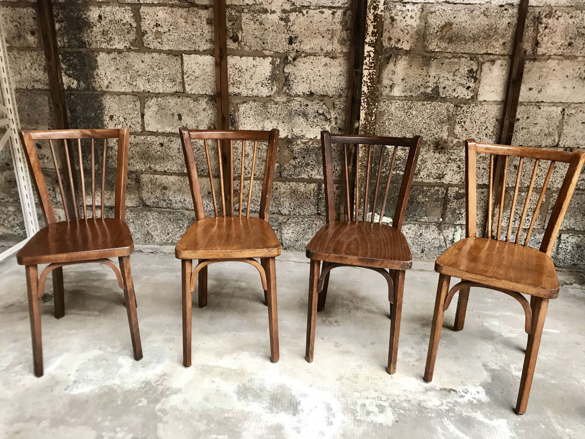 Série de 4 chaises bistrot Baumann N89