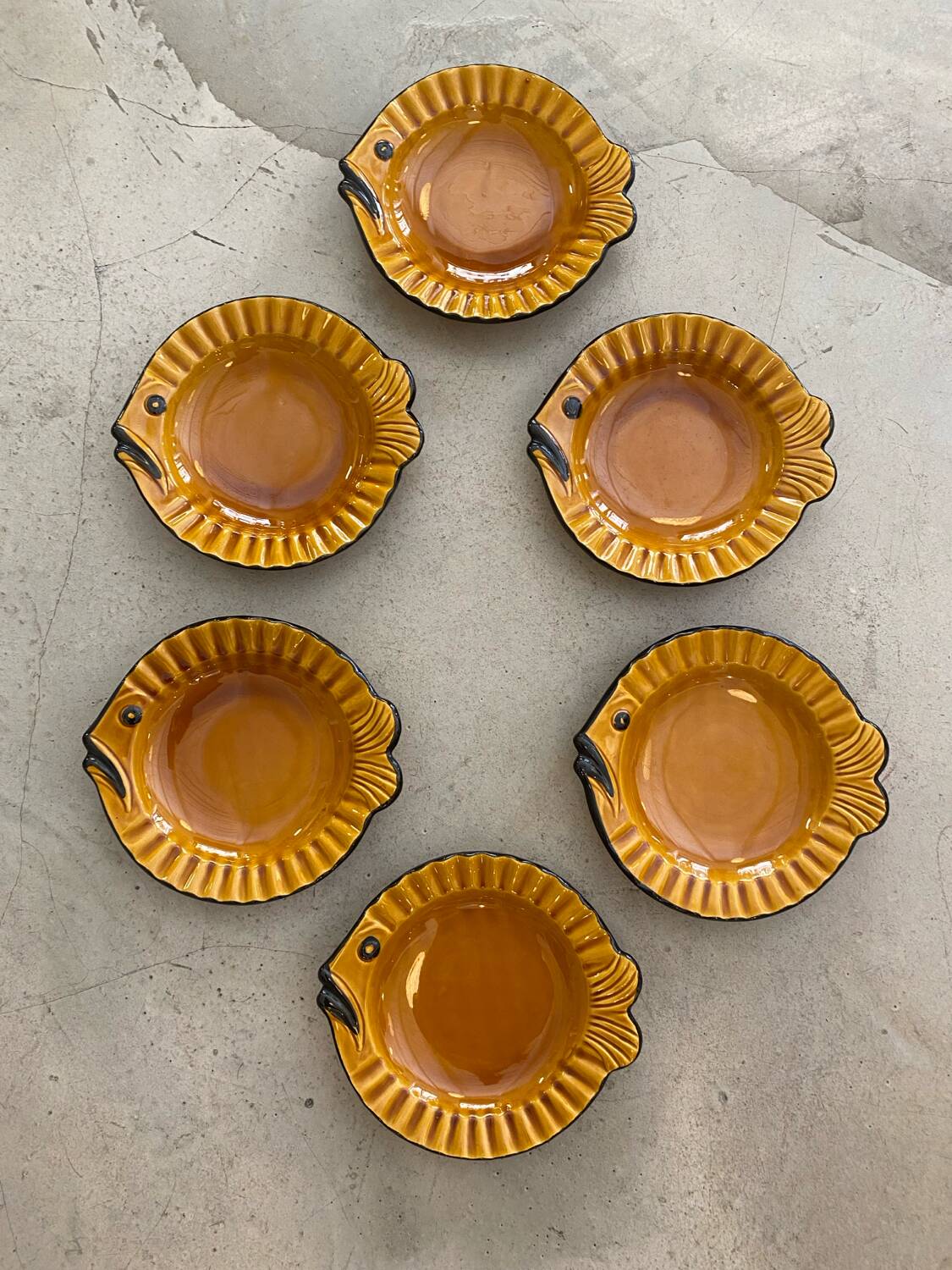 Vallauris fish soup plates