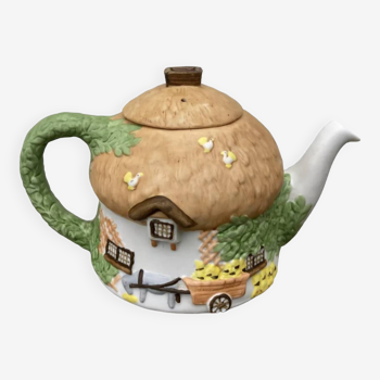 Staffordshire English Slush Teapot