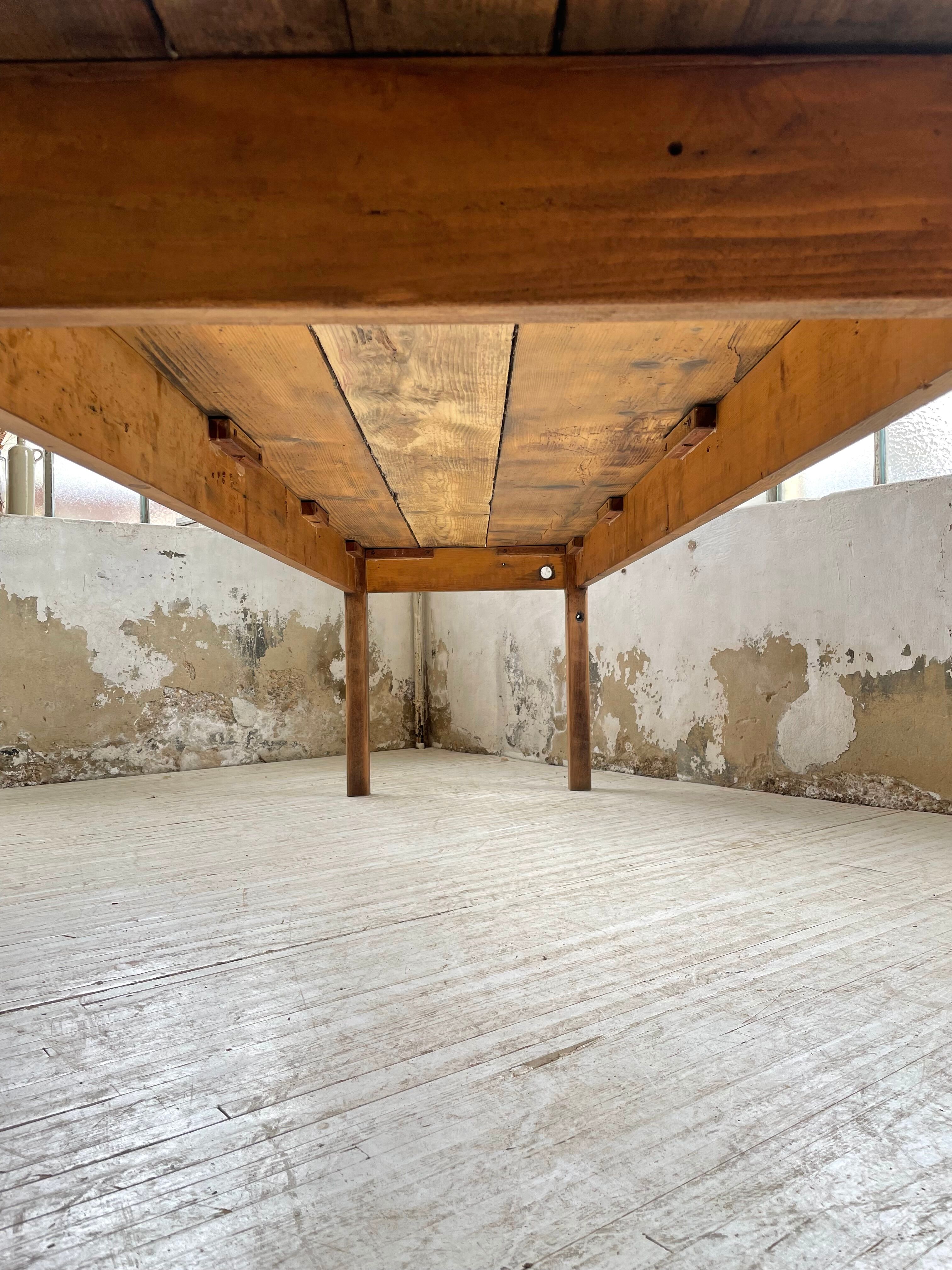 Black pine farm table 250 cm