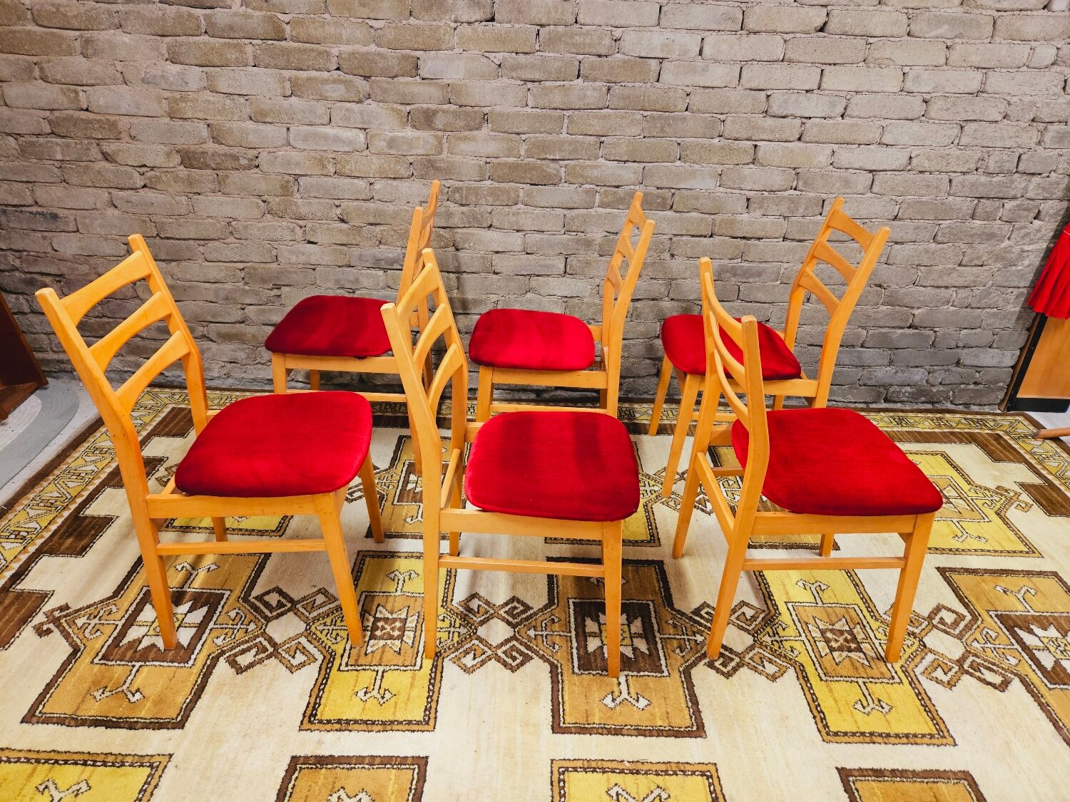 Set de 6 chaises tissu rouge 1960