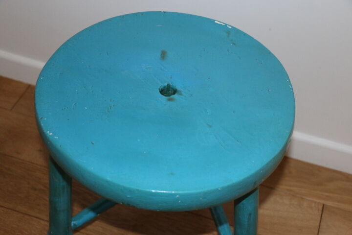 Blue wood tripod stool 400mm