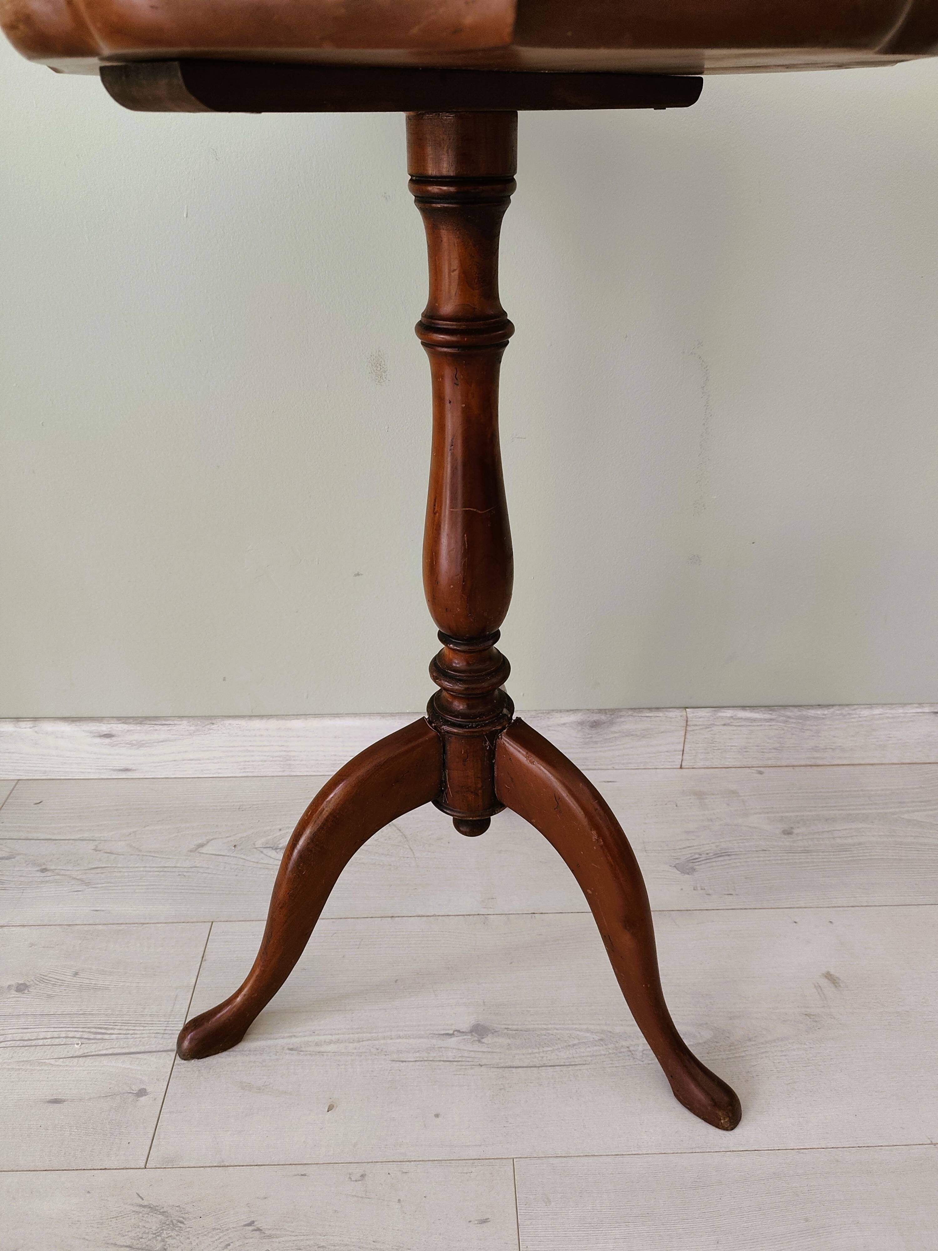 Antique tripod table
