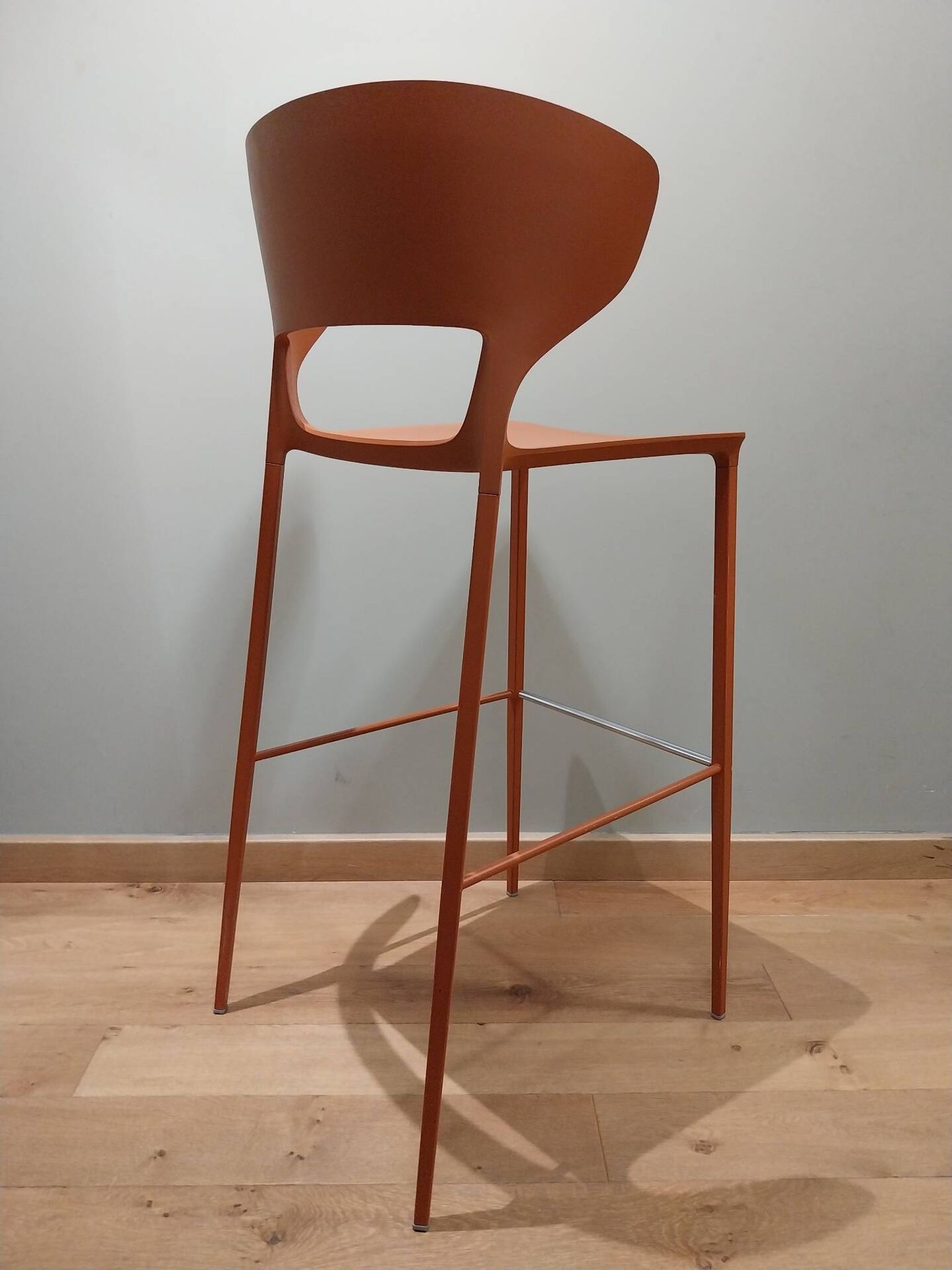3 tabourets de la maison Archi Volto par Marco Pocci et Claudio Dondoli
