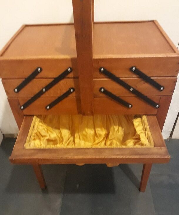 Former scandinavian style sewing basket