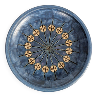 Mid-century ceramic plate signed Heinz Theo Dietz, Germany.