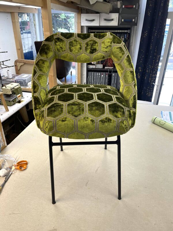 Chaise industrielle