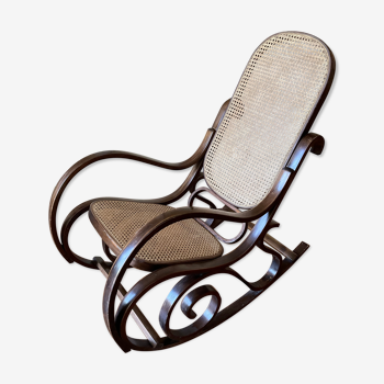 Rocking-chair vintage en bois courbe