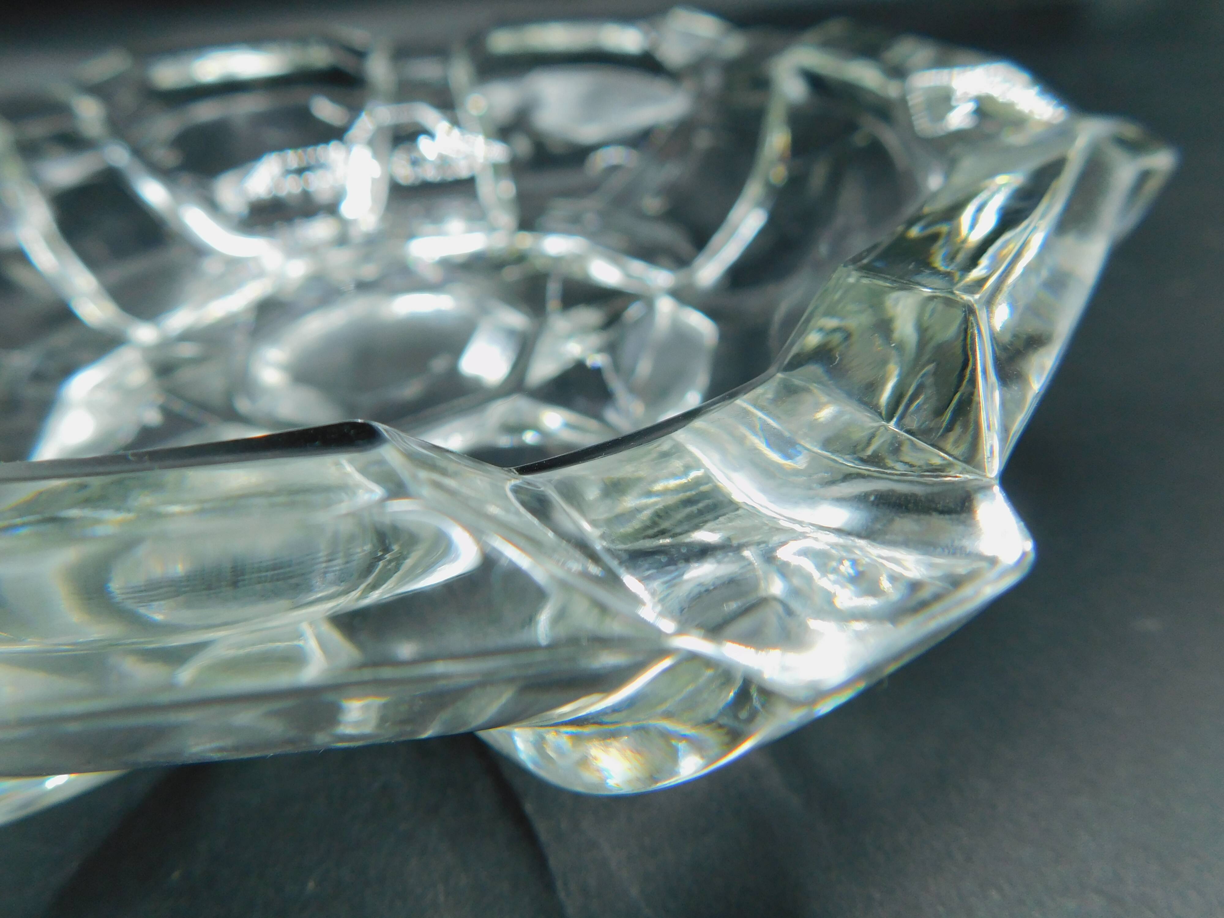 Star crystal ashtray