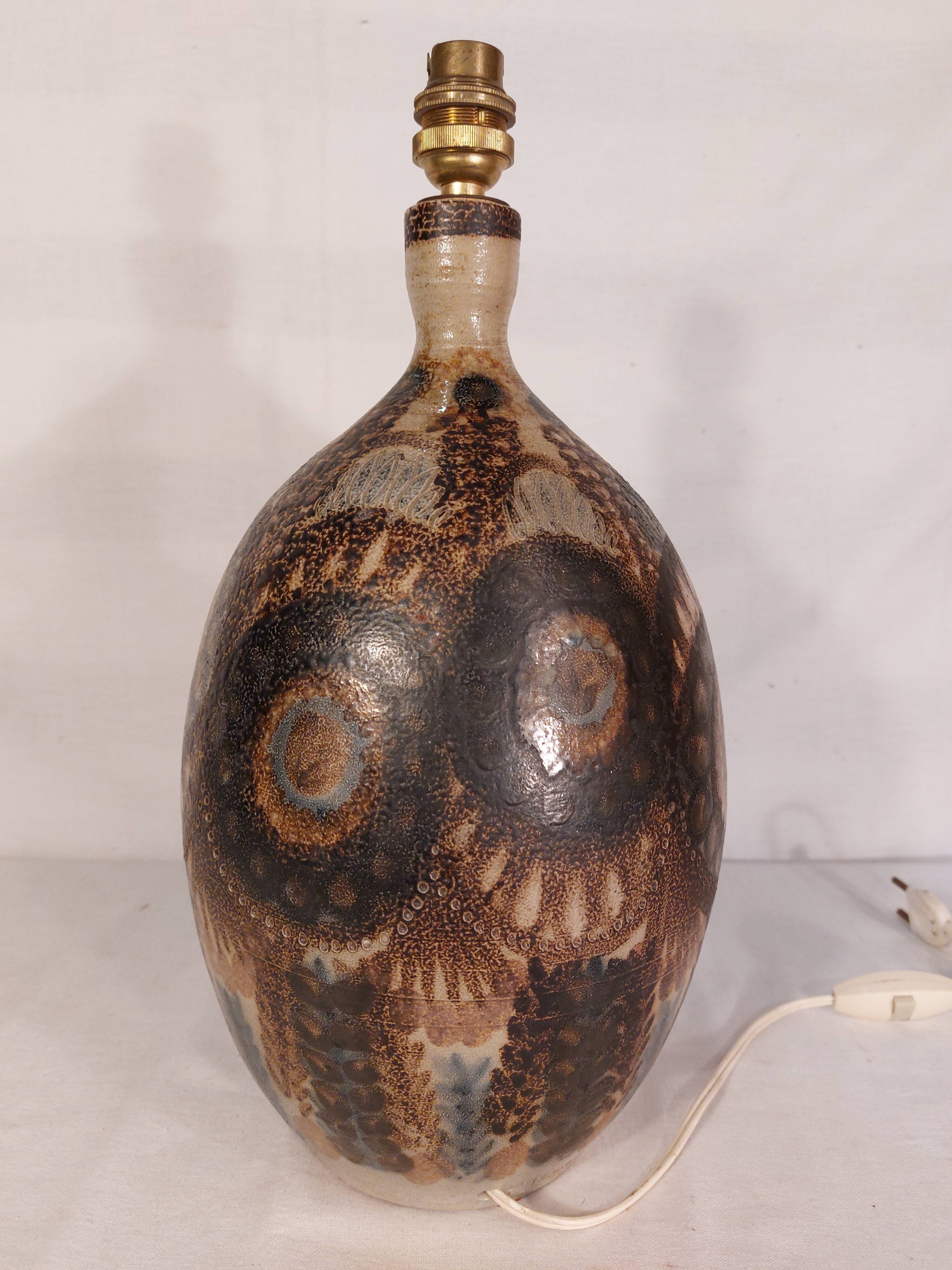 Vintage sandstone lamp base signed JC Courjault - Maison Keraluc - 1960s