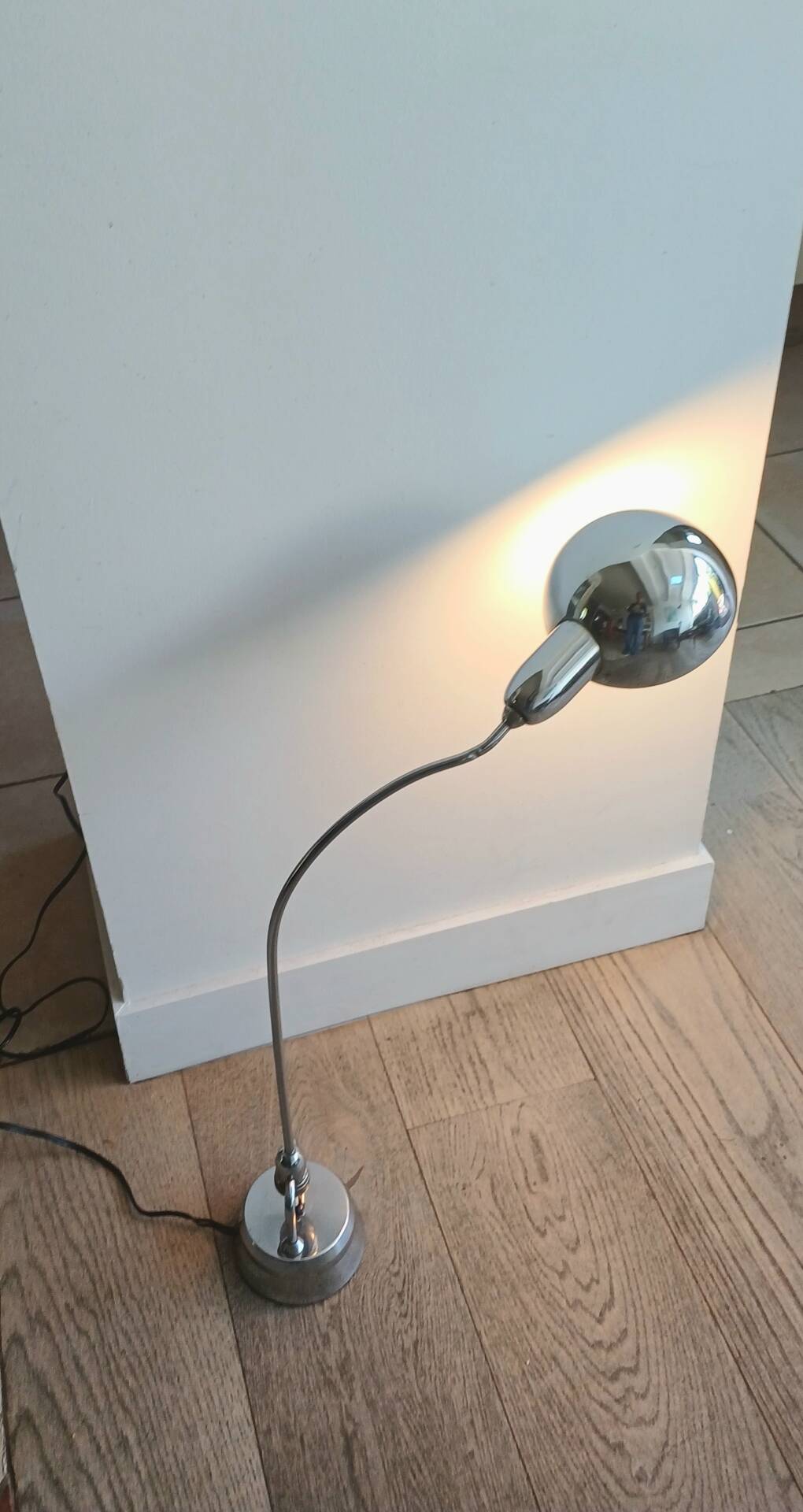 Lampe Jumo en chrome