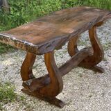 Vintage 1960s Brutalist table in walnut (trunk)