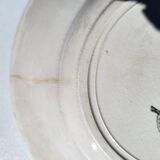 Terre de Fer plate with floral garland
