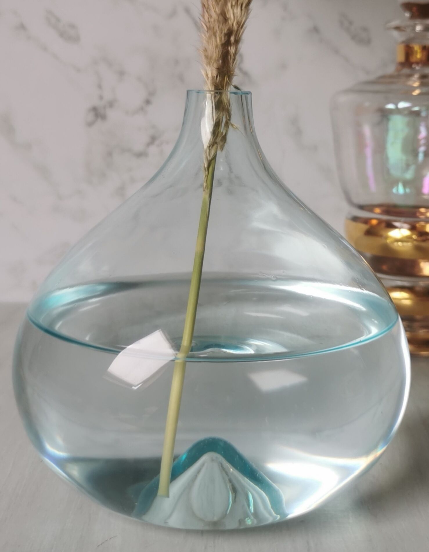 Blown glass vase dame-jeanne