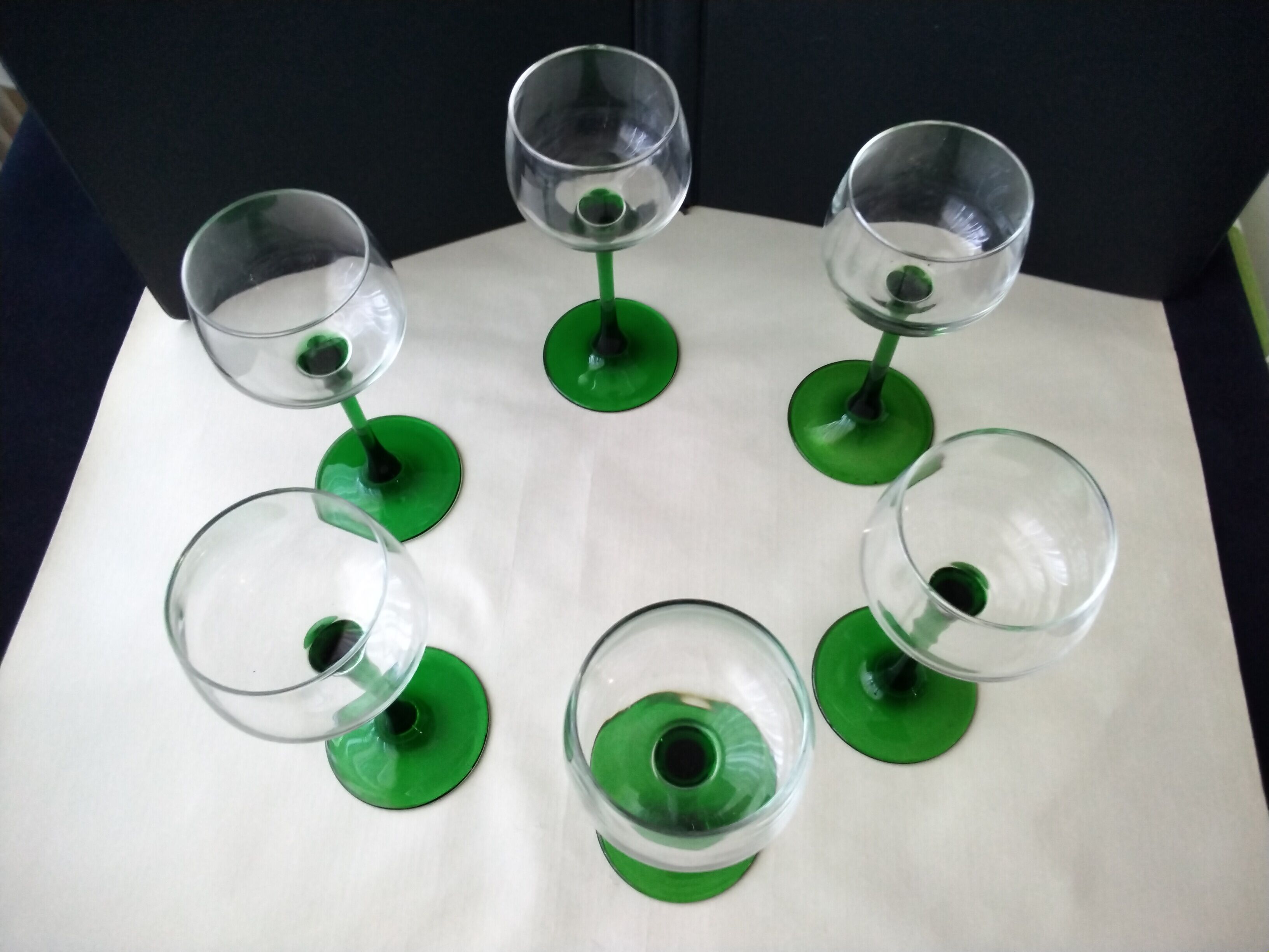6 Alsace white wine glasses in plain glass