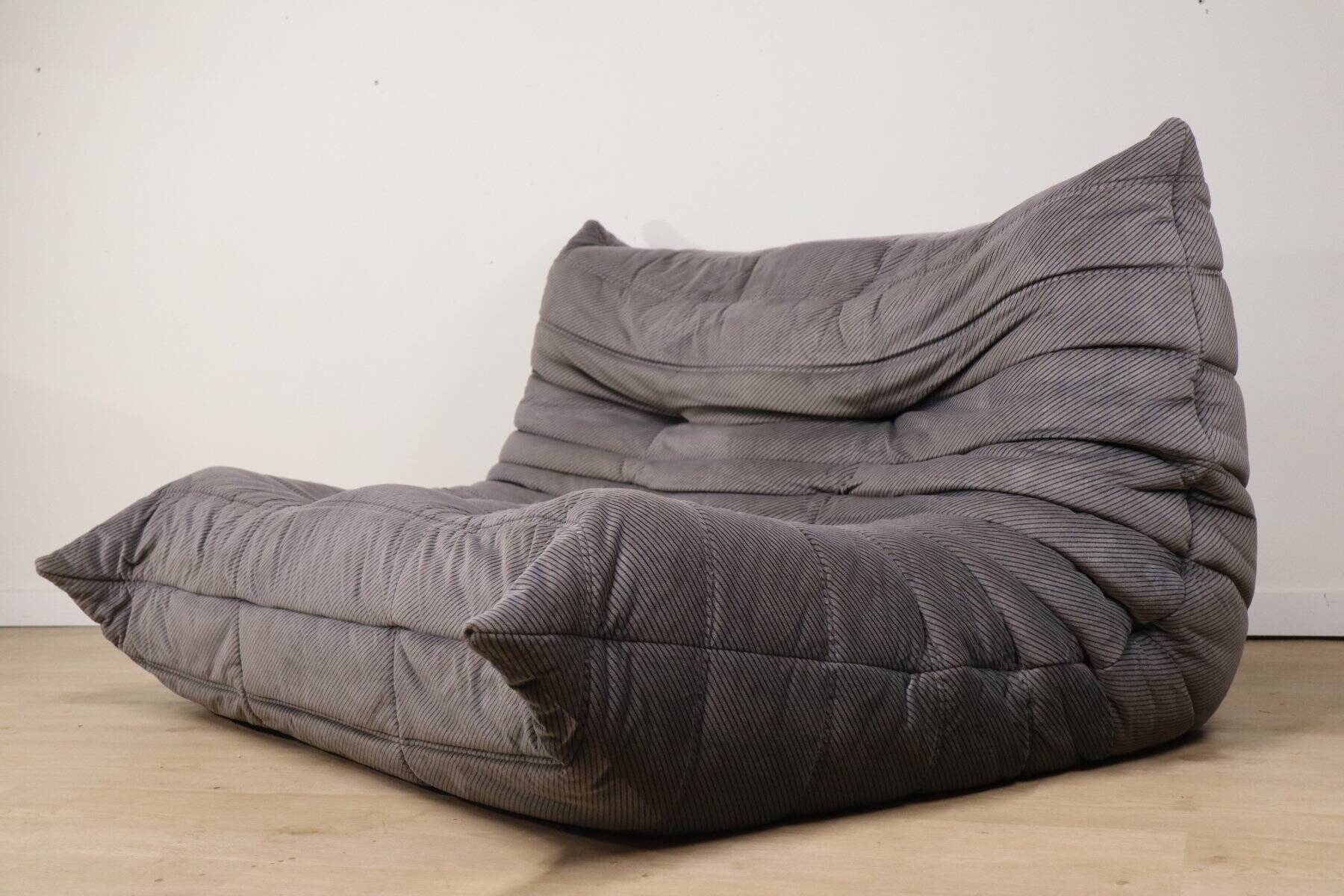 Togo 2-seater sofa – Michel Ducaroy edition Ligne Roset, 1970