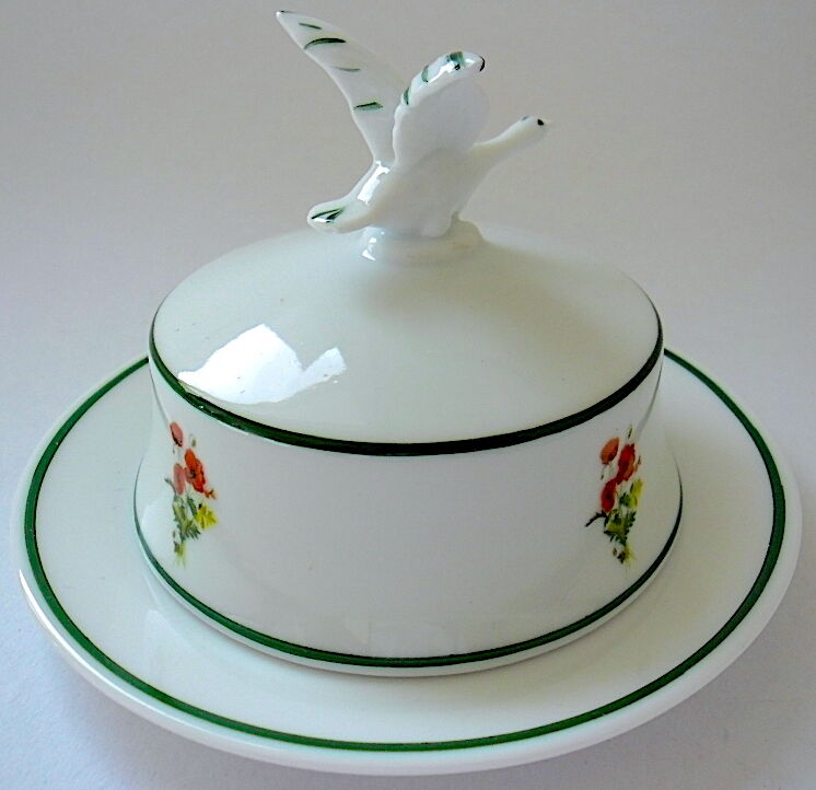 Limalonges porcelain butter decorated with bouquets of poppies