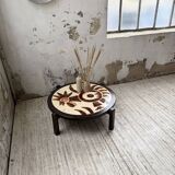 Round ceramic coffee table with “rooster” motif by Dan