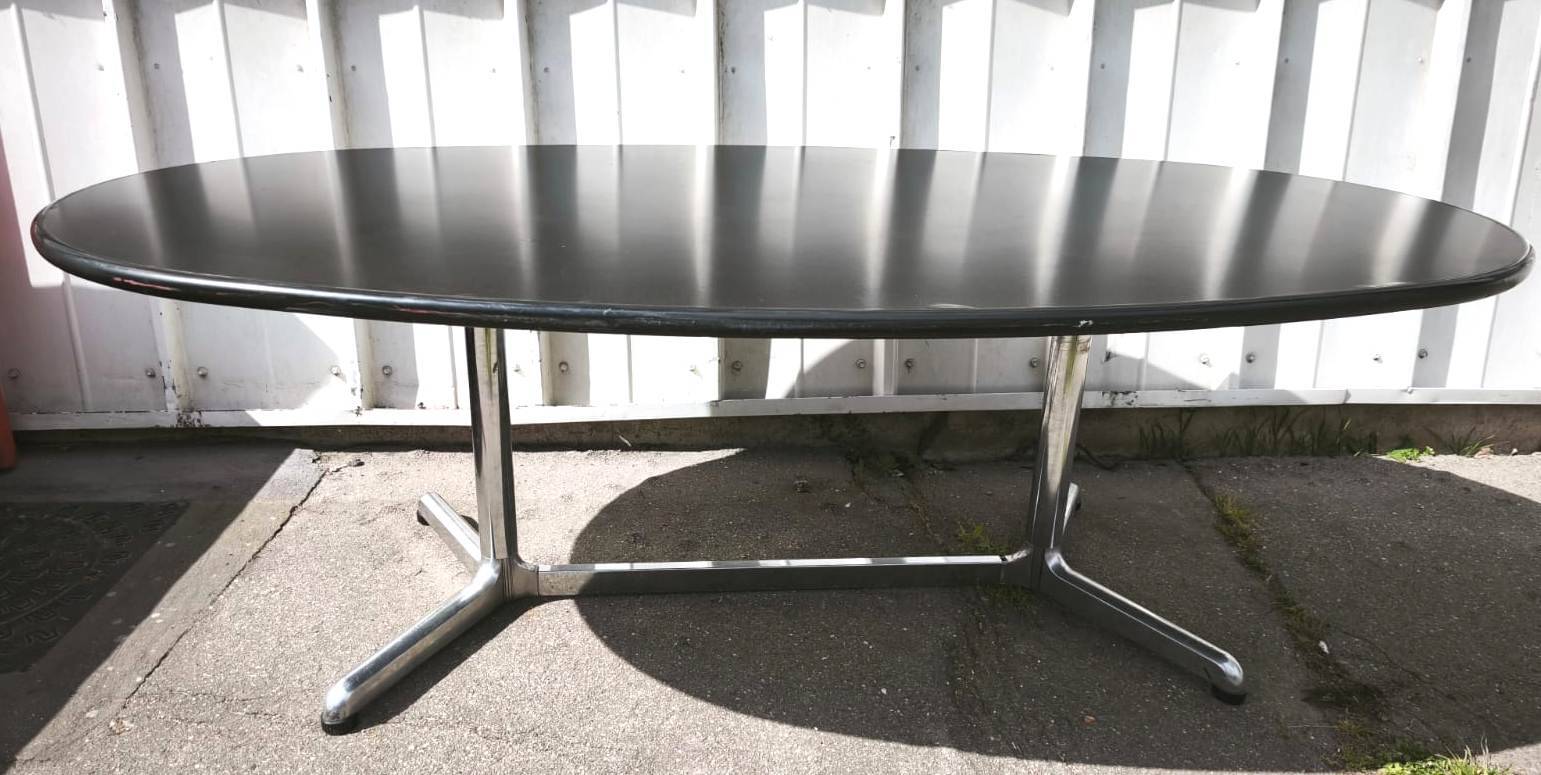 Italian dining table, 1980