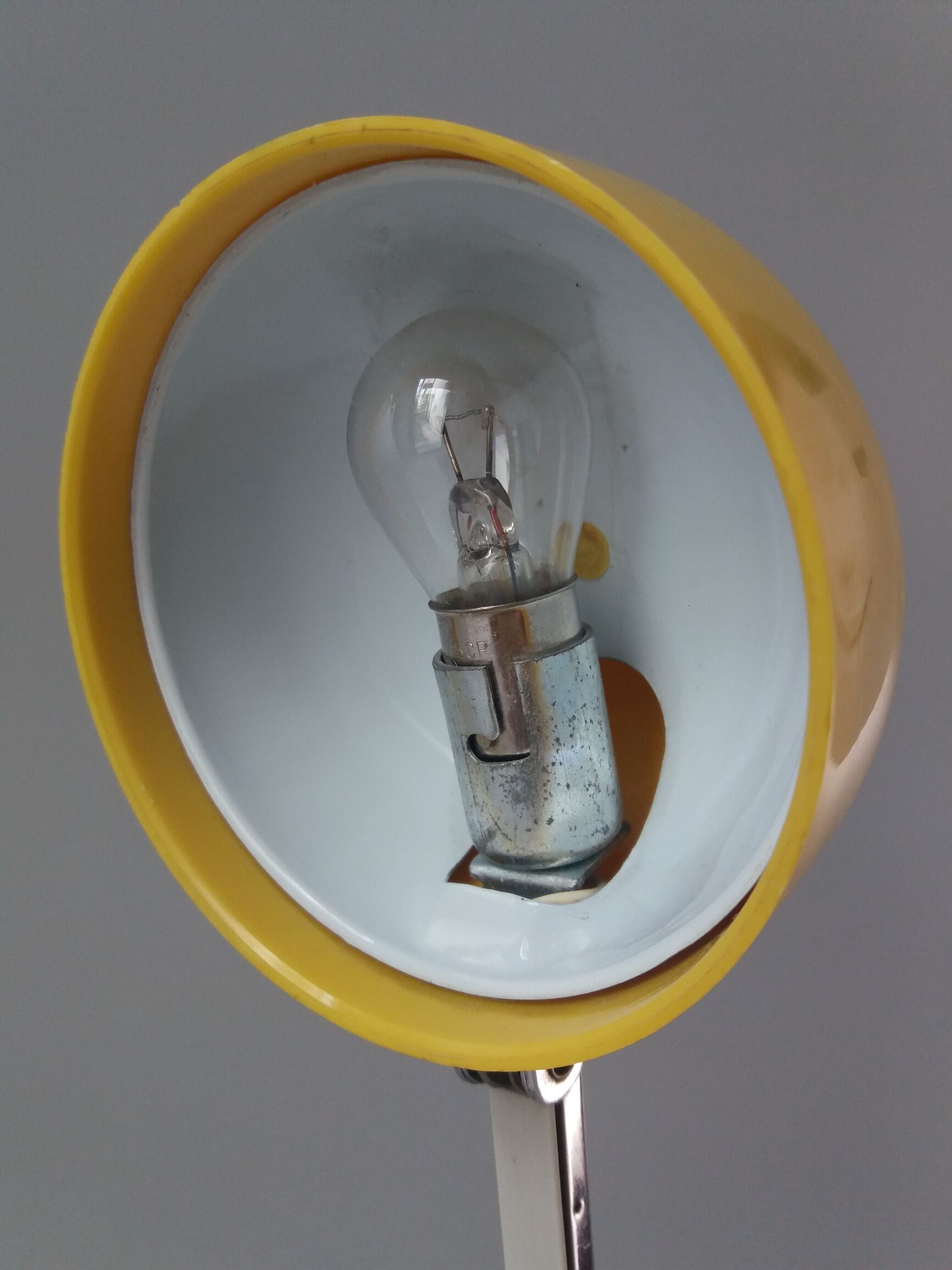 Kreo-Lite NA718 aiai desktop lamp by Sapporo