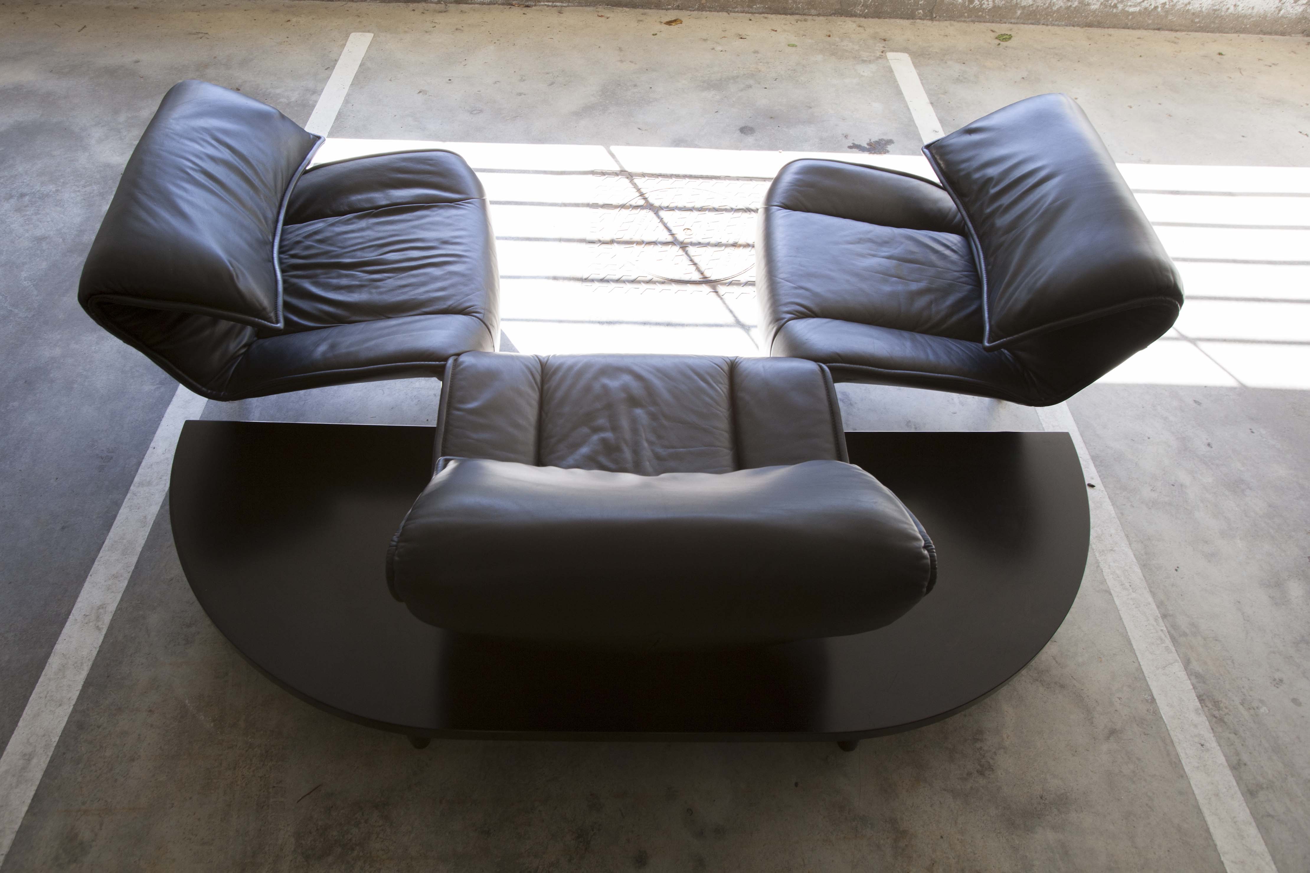 Leather sofa model "Veranda" Vico Magistretti for Cassina