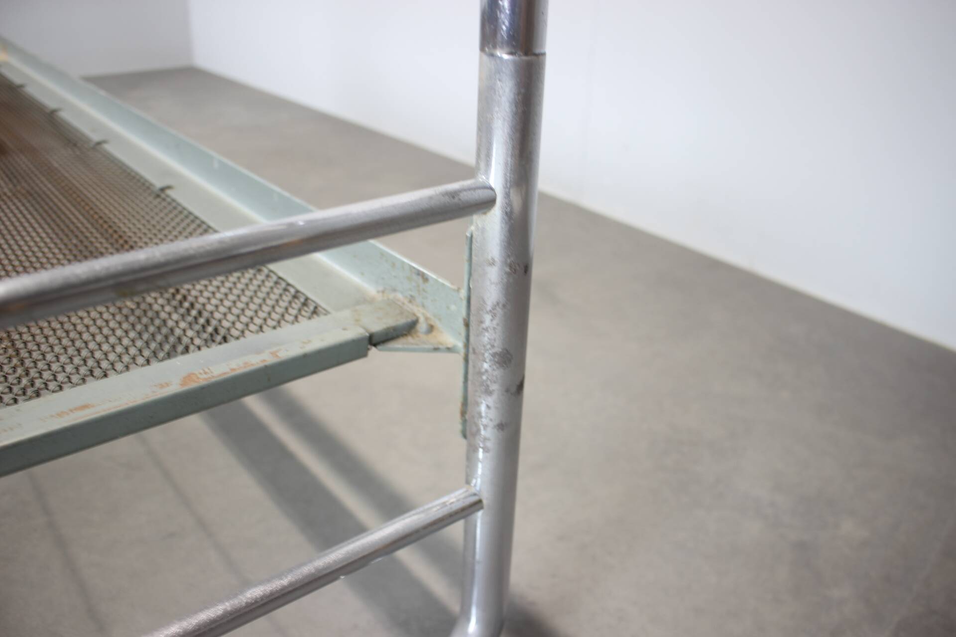 Three-seater tubular canapé Bauhaus by Slezák, Czechoslovakia, 1930s