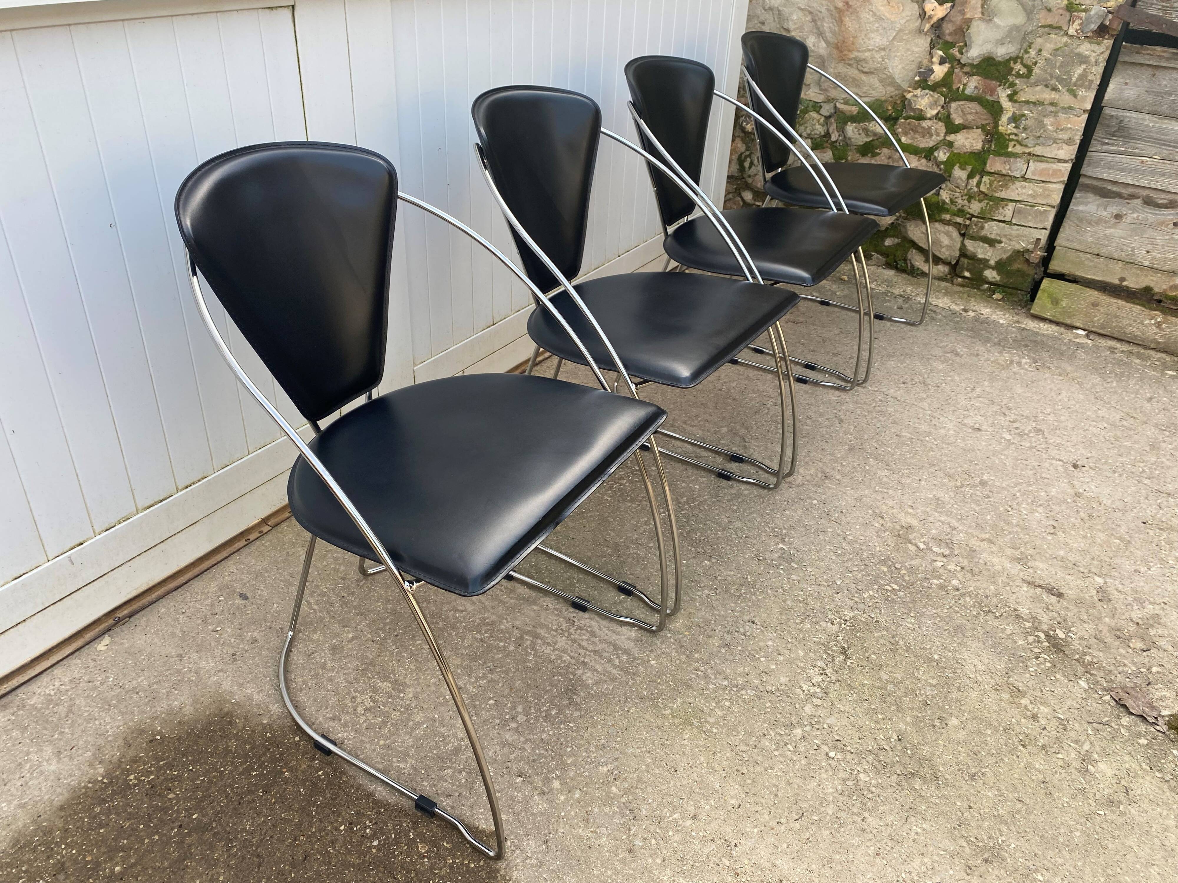 4 Linda armchairs by Arrben in black leather and chrome steel, 1980
