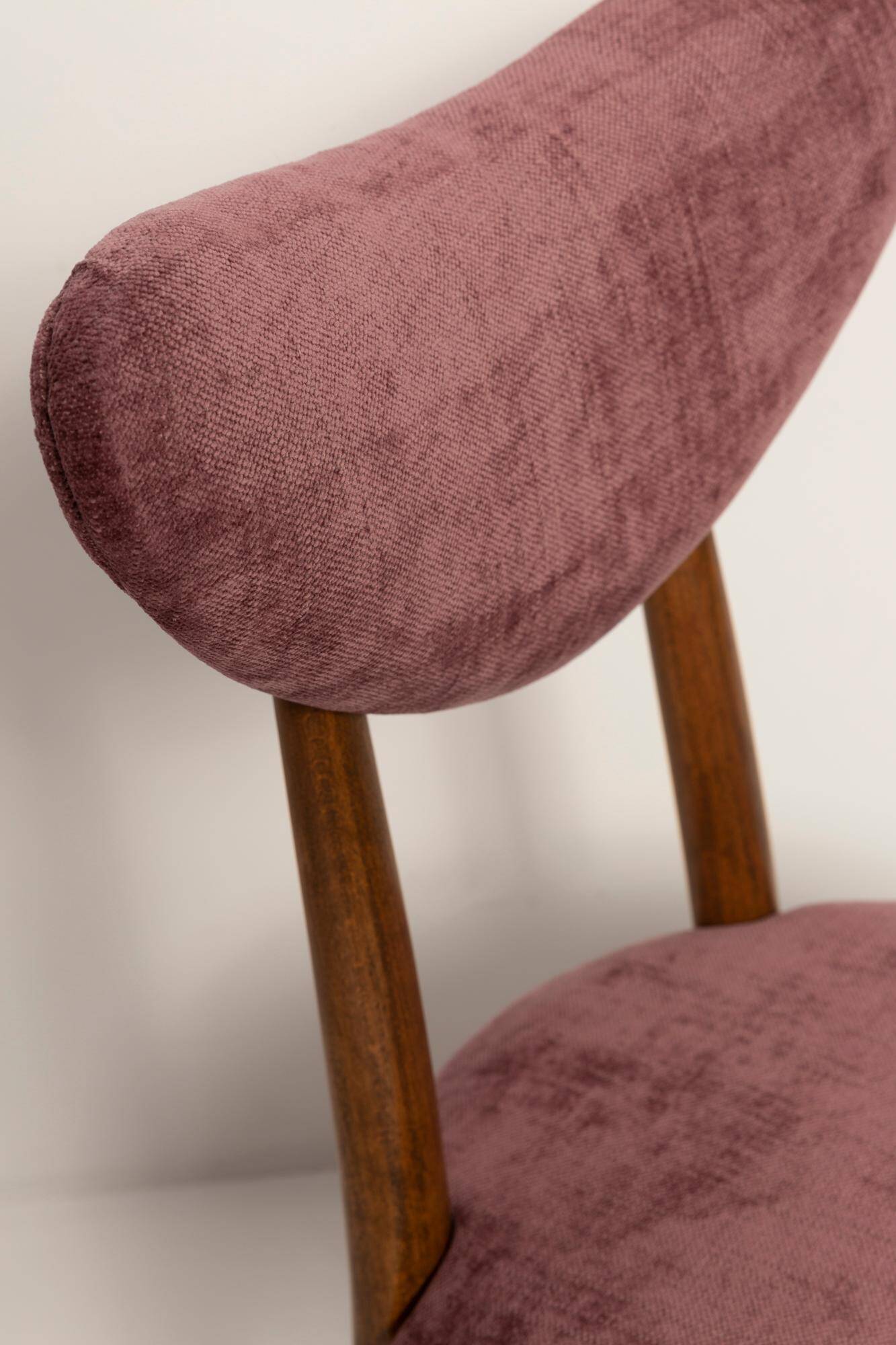 Heart-shaped chair in plum velvet and beech wood, Europe, 1960s