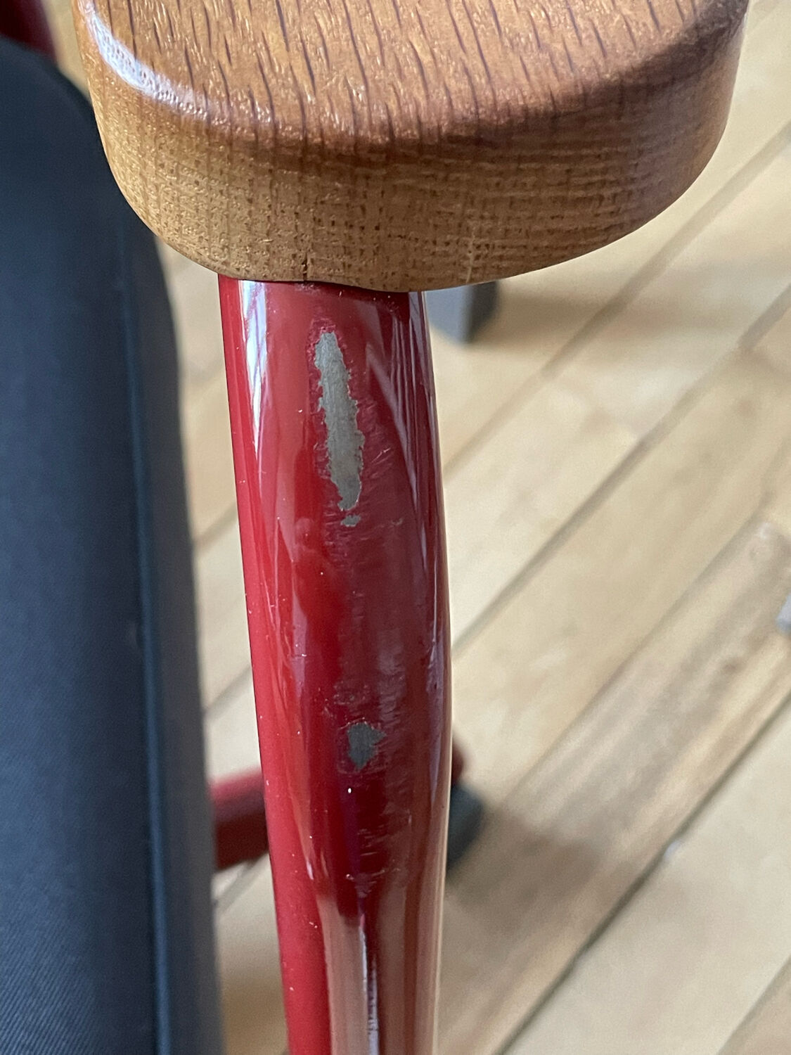 Fauteuil de direction pivotant de Jean Prouvé pour Vitra