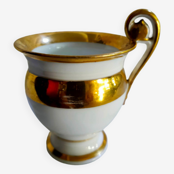 Porcelain cup from Paris Empire circa 1820