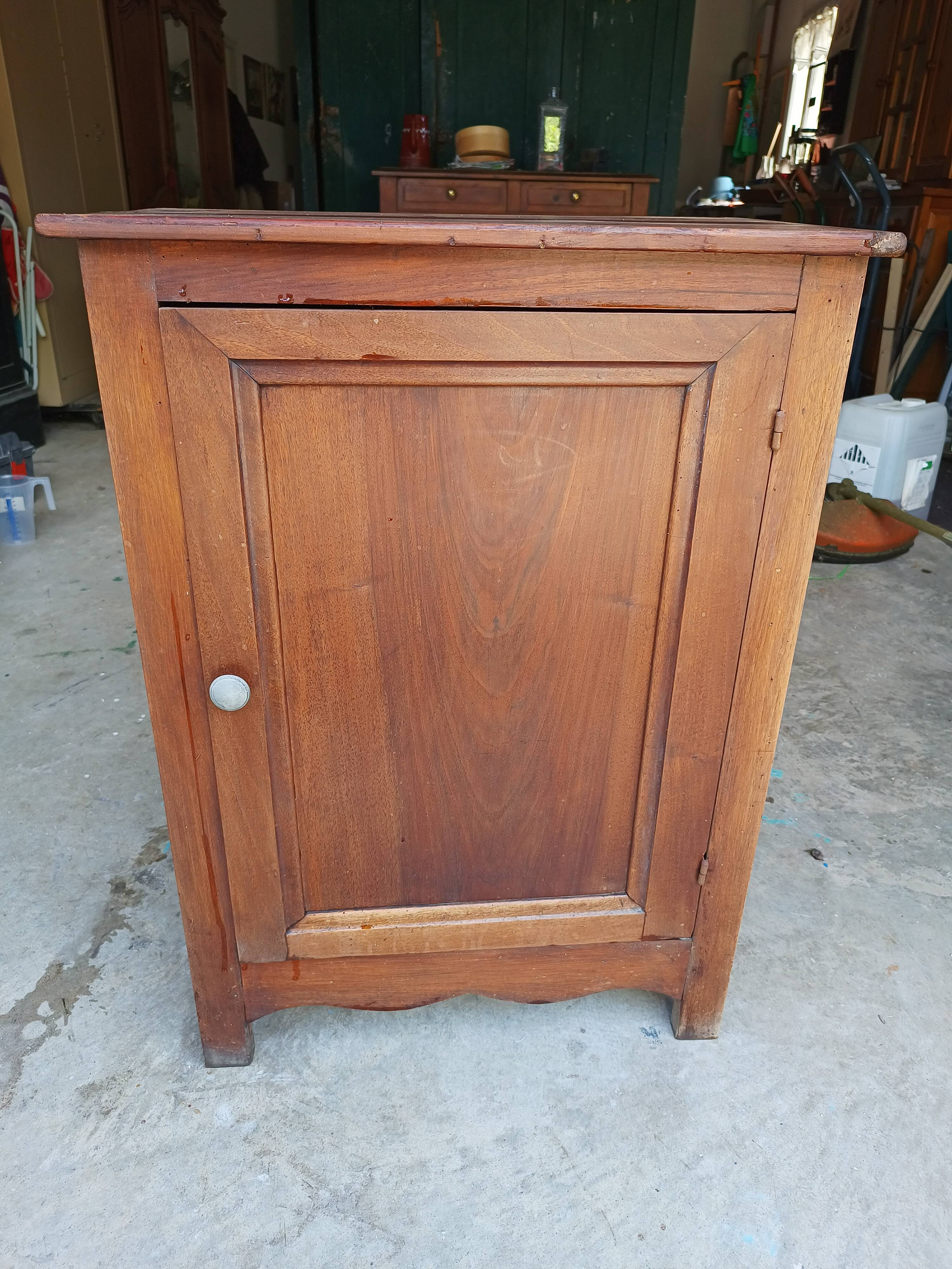 Vintage Parisian jam buffet