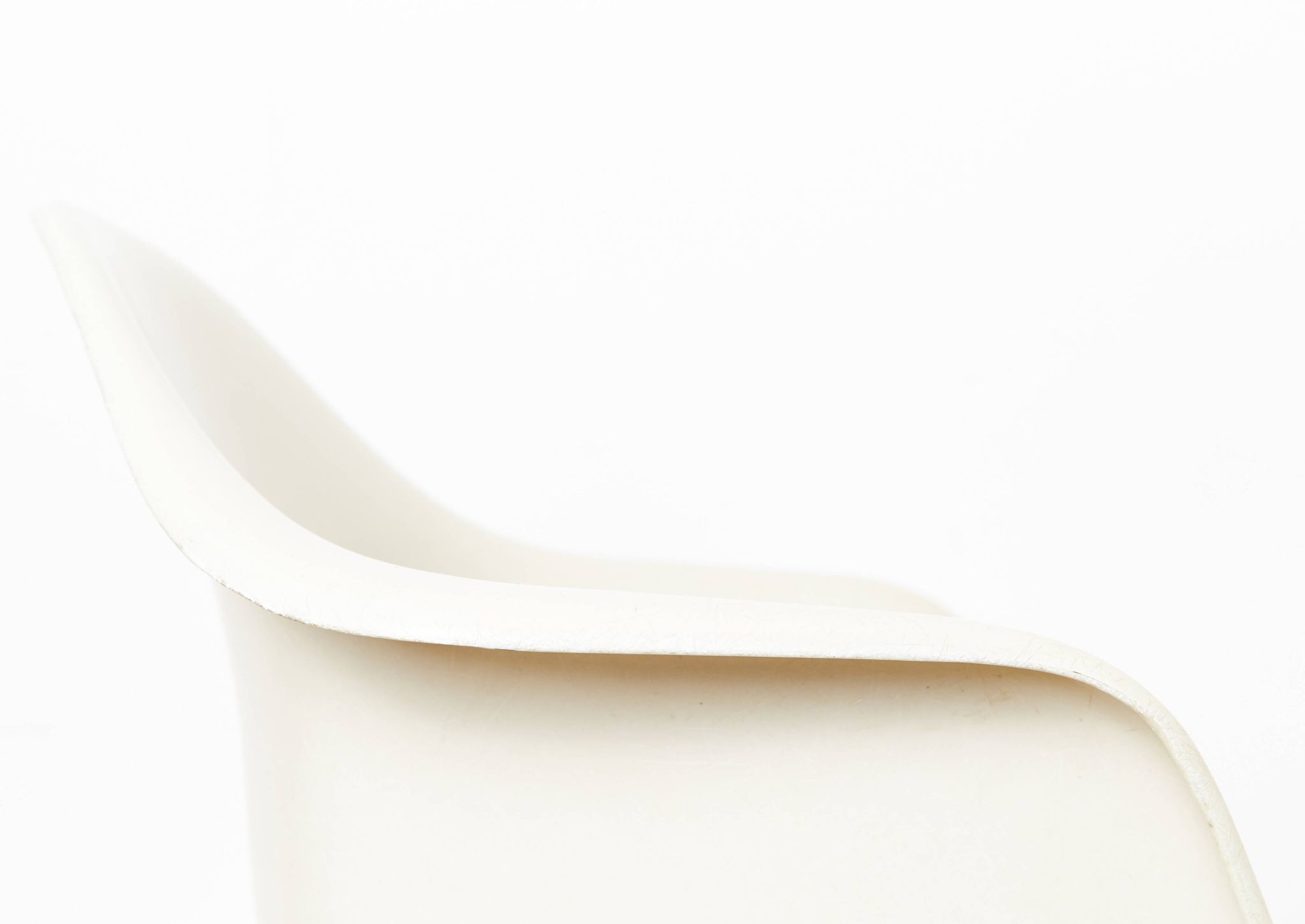 Off-White La Fonda Fiberglas Chair by Charles & Ray Eames for Herman Miller