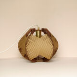 Camel lamp woven to hang